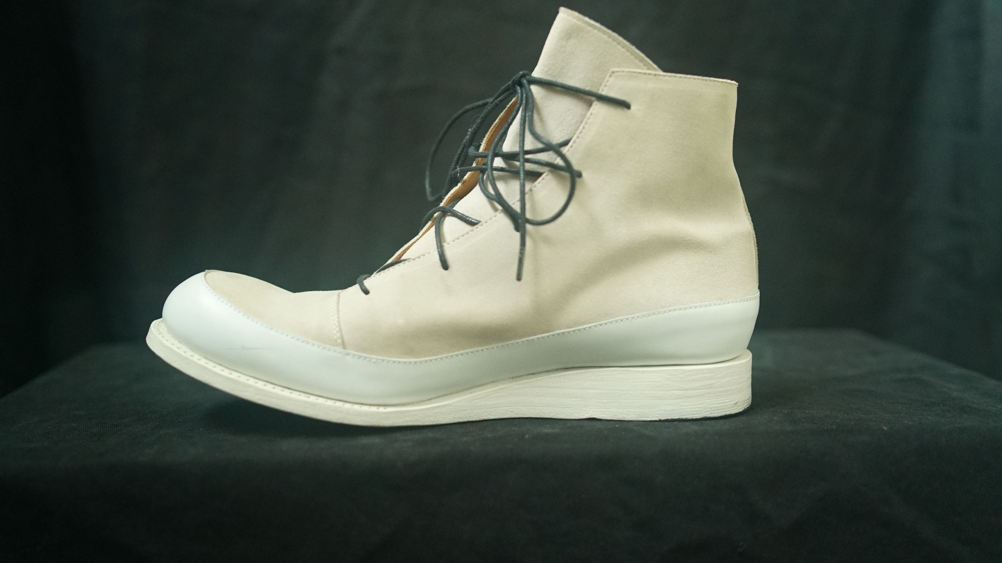 Song For The Mute Sneaker Boot Bench made by hand Size US 11.5 / EU 44-45 - 6 Thumbnail