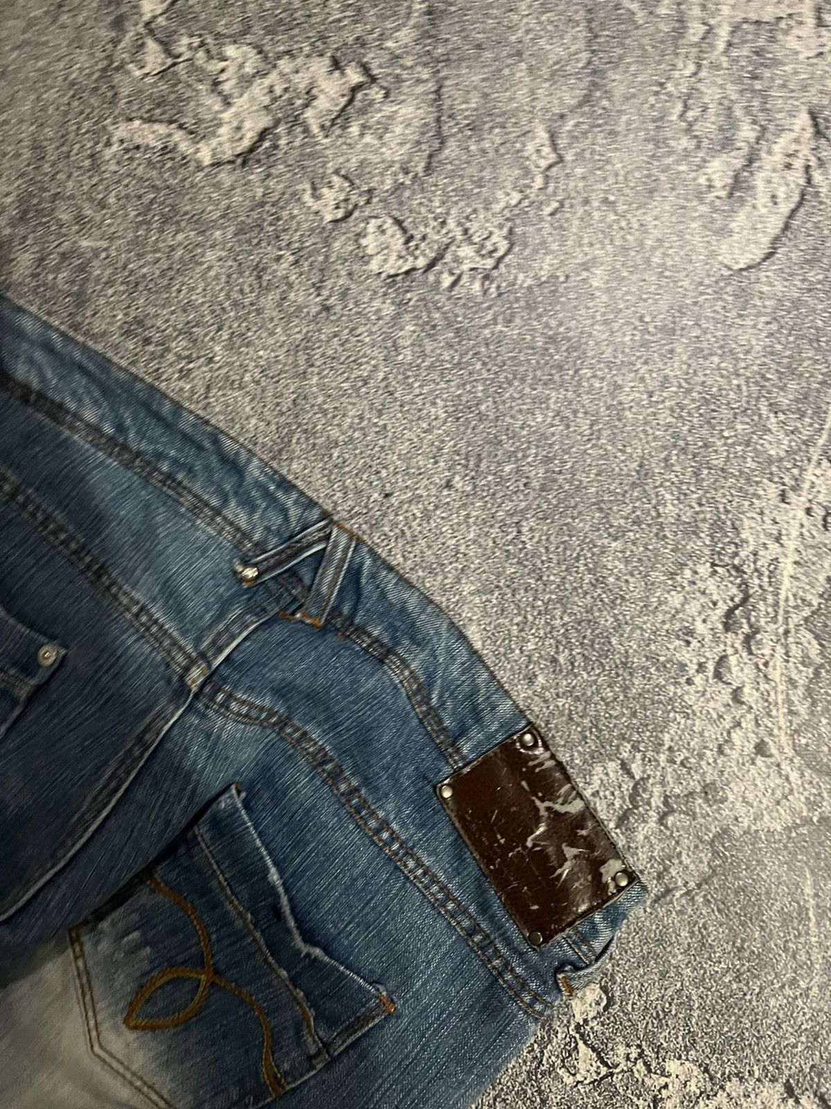 Japanese Brand Destroyed Archival Swag Slim Jean — Number Nine Style Size US 33 - 4 Thumbnail