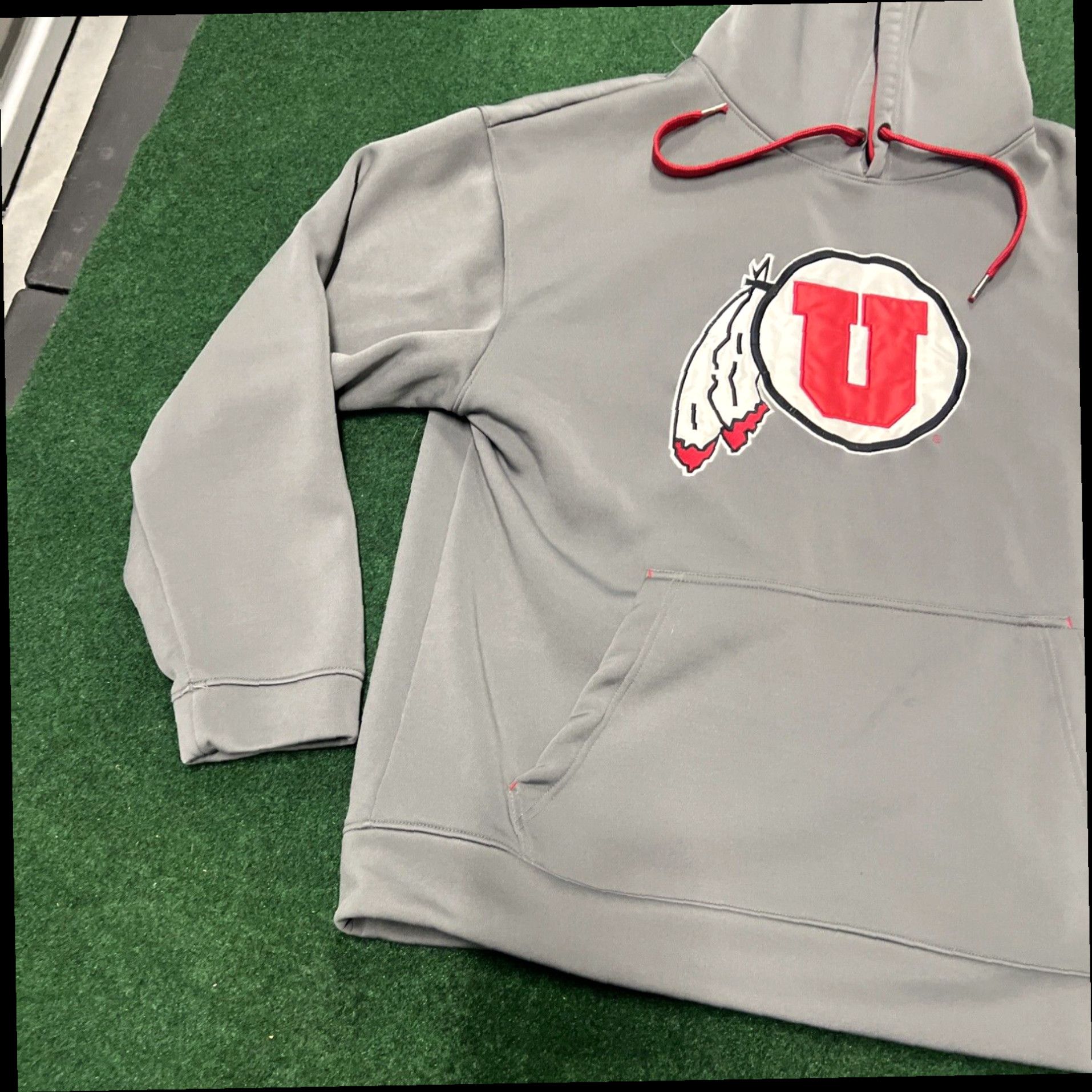 Vintage Athletics Pac 12 Utah Gray Hoodie Pullover Size XL Size US XL / EU 56 / 4 - 2 Thumbnail