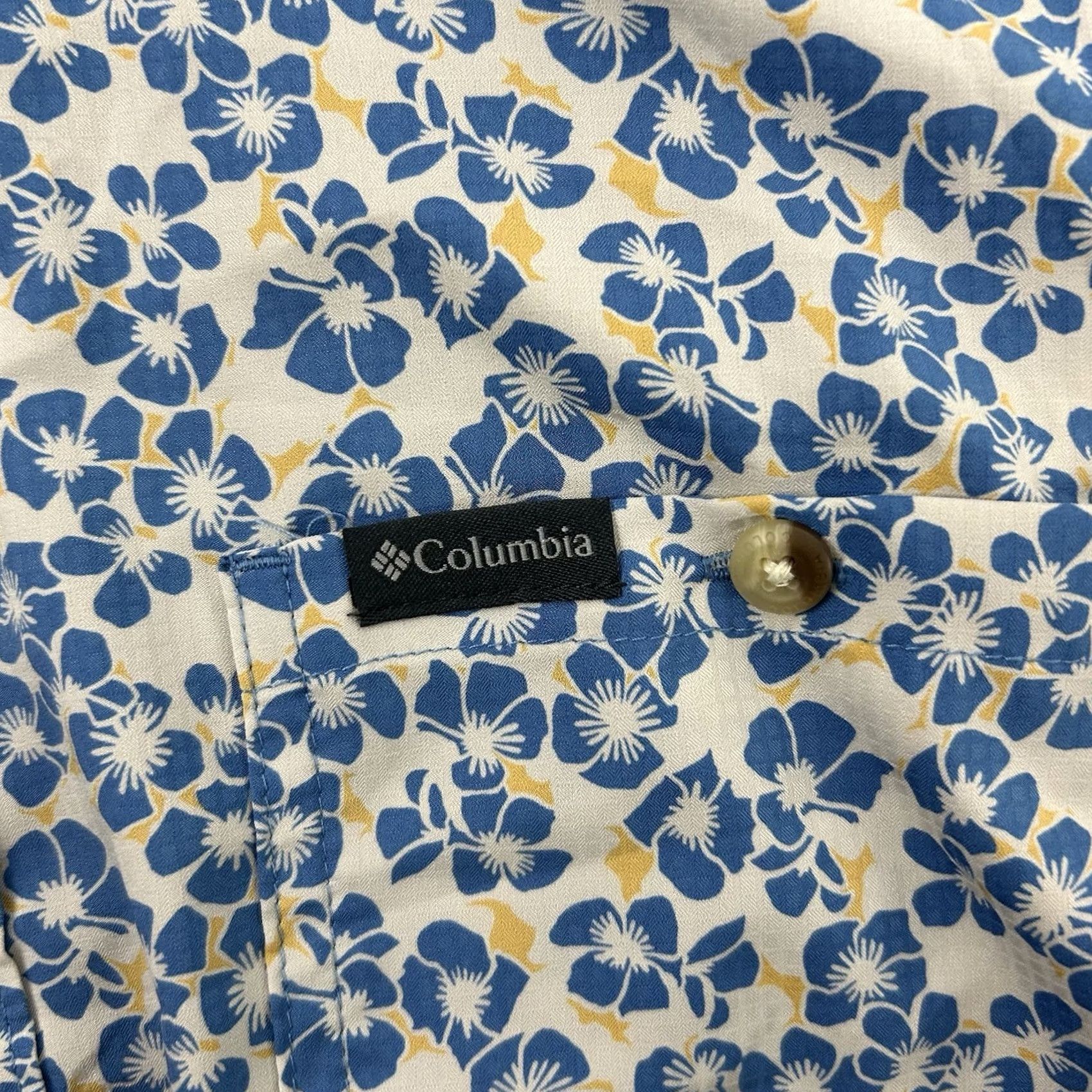 Vintage COLUMBIA Rapid Rivers Short Sleeve Shirt Men’s XL Blue Beige Floral Print Size US XL / EU 56 / 4 - 5 Thumbnail