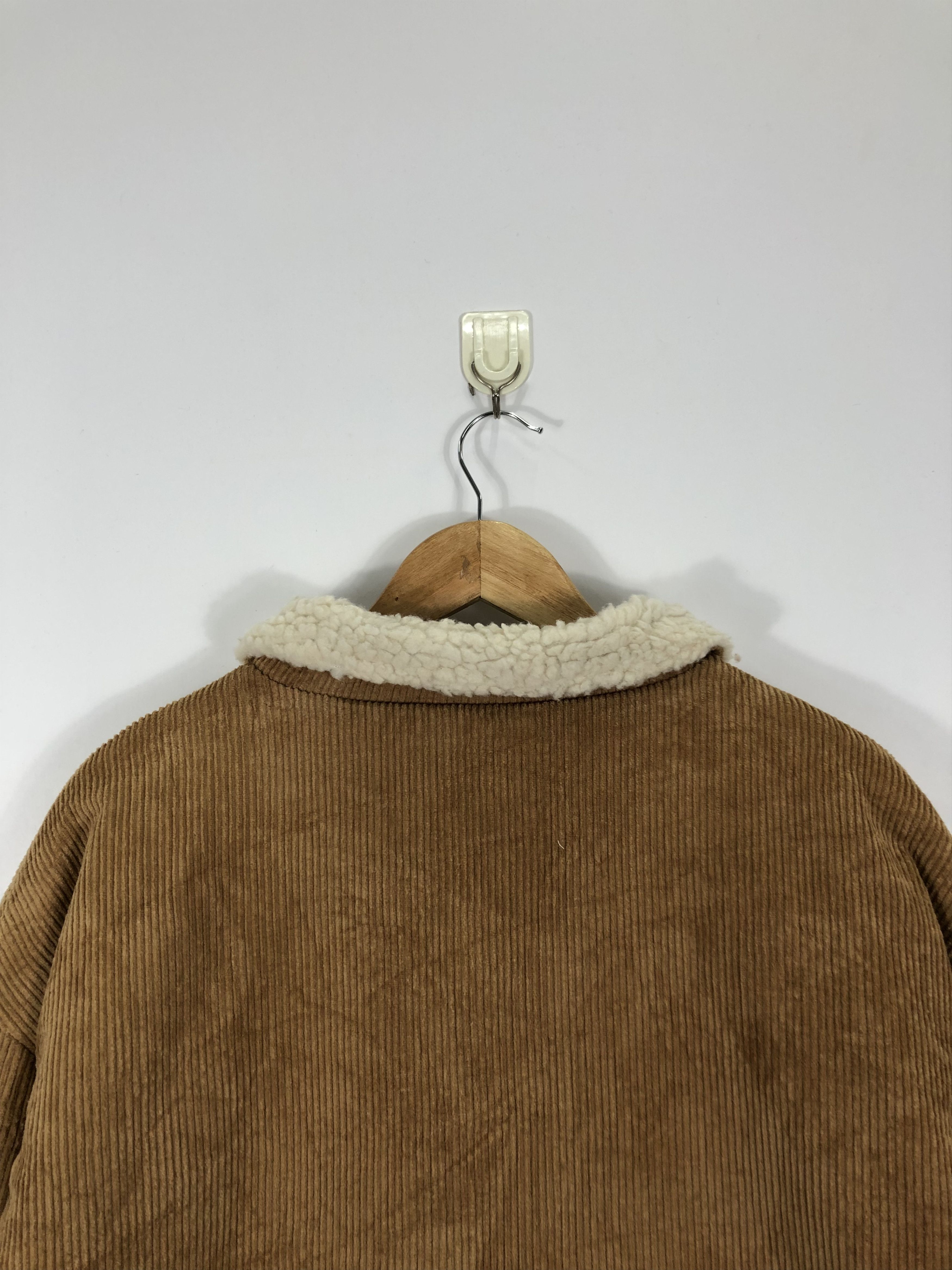 Japanese Brand Vintage Japanese Brand coduroy Sherpa Jacket J0548 Size US L / EU 52-54 / 3 - 4 Thumbnail