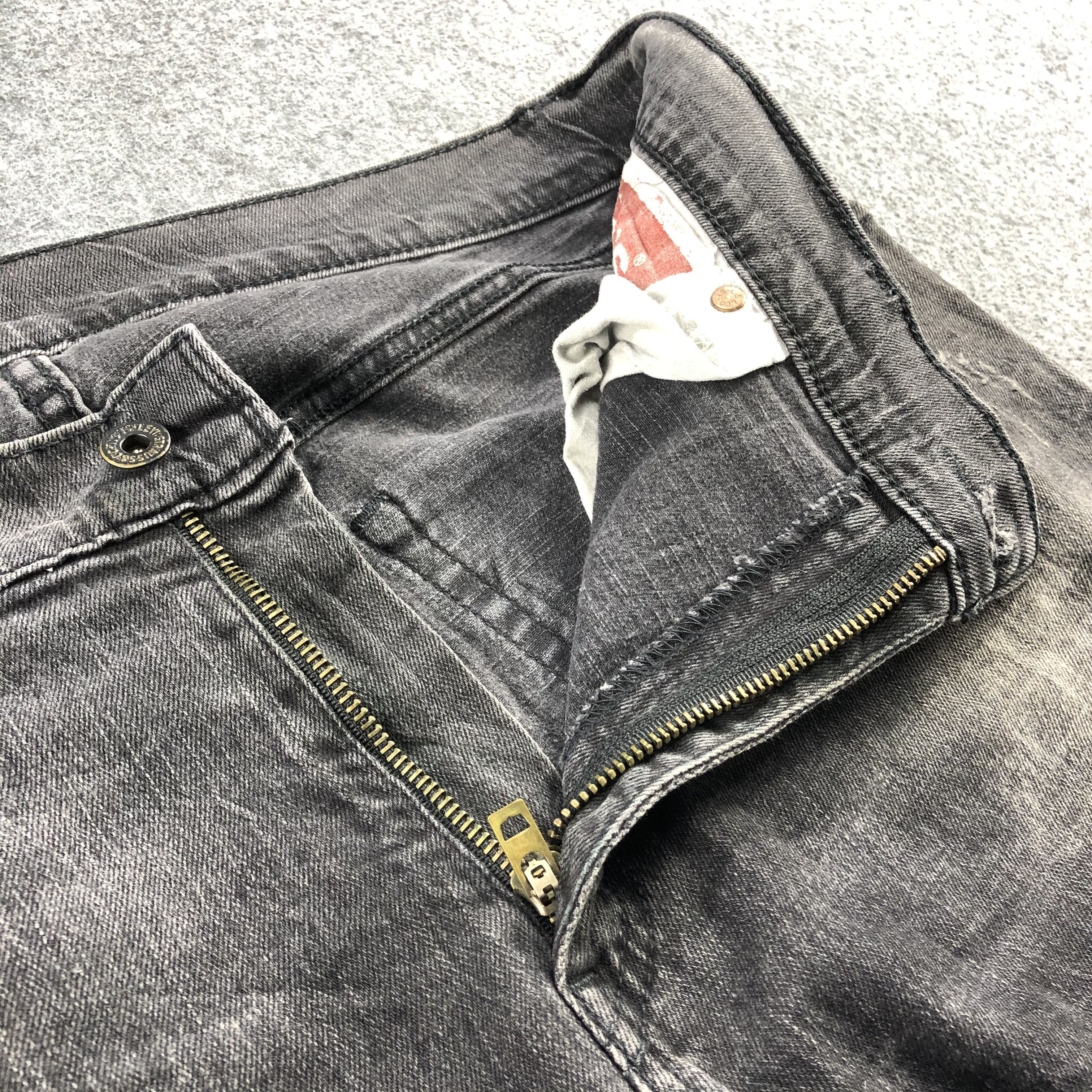 Levi's Vintage Levis 514 Earth Tone Jeans-J1989 Size US 35 - 14 Thumbnail