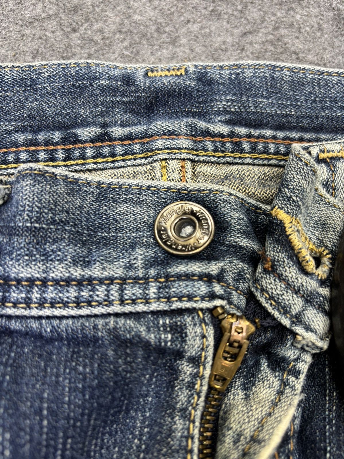 Wrangler Wrangler Stonewash Distressed Denim F785 Size US 36 / EU 52 - 8 Thumbnail