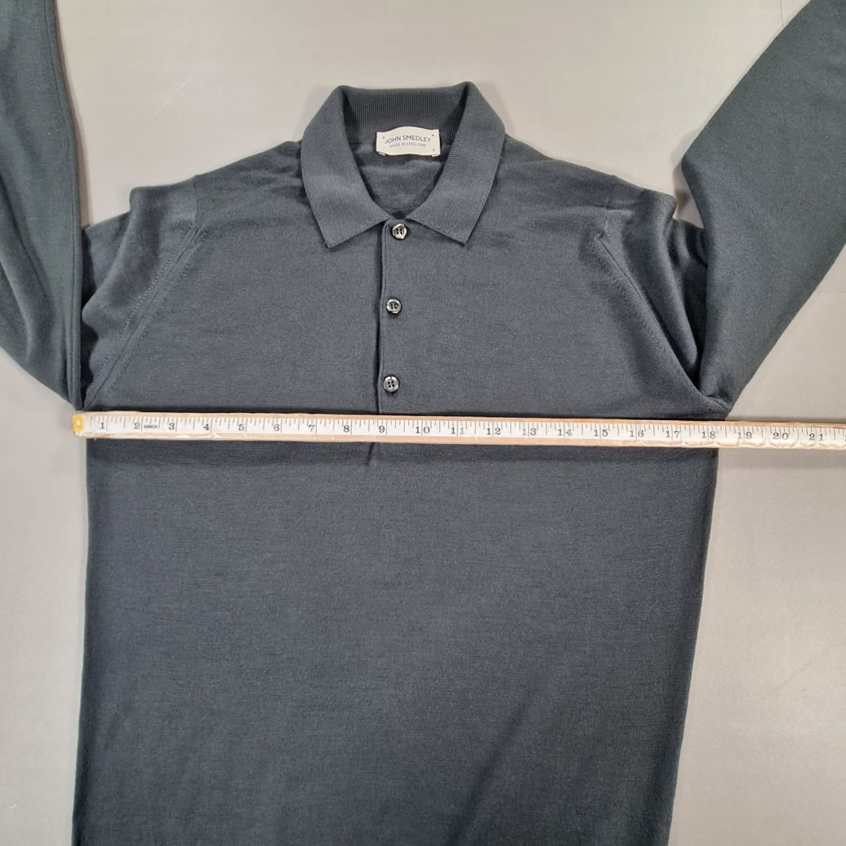 John Smedley VINTAGE? No. Size US S / EU 44-46 / 1 - 4 Thumbnail