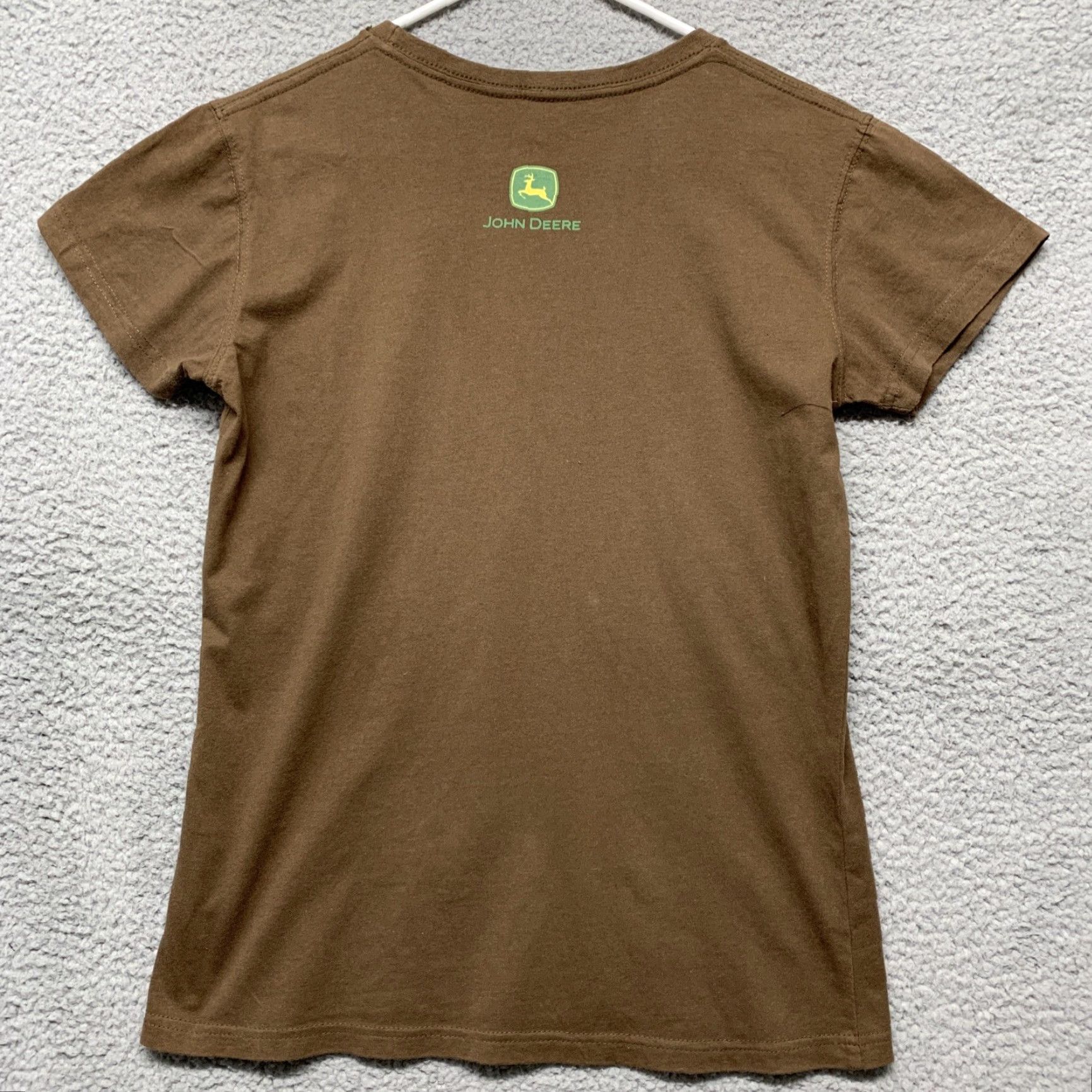 John Deere John Deere T-Shirt Women's Size S/P Brown Large Graphic LOGO Horseshoe Flowers Size S / US 4 / IT 40 - 4 Thumbnail