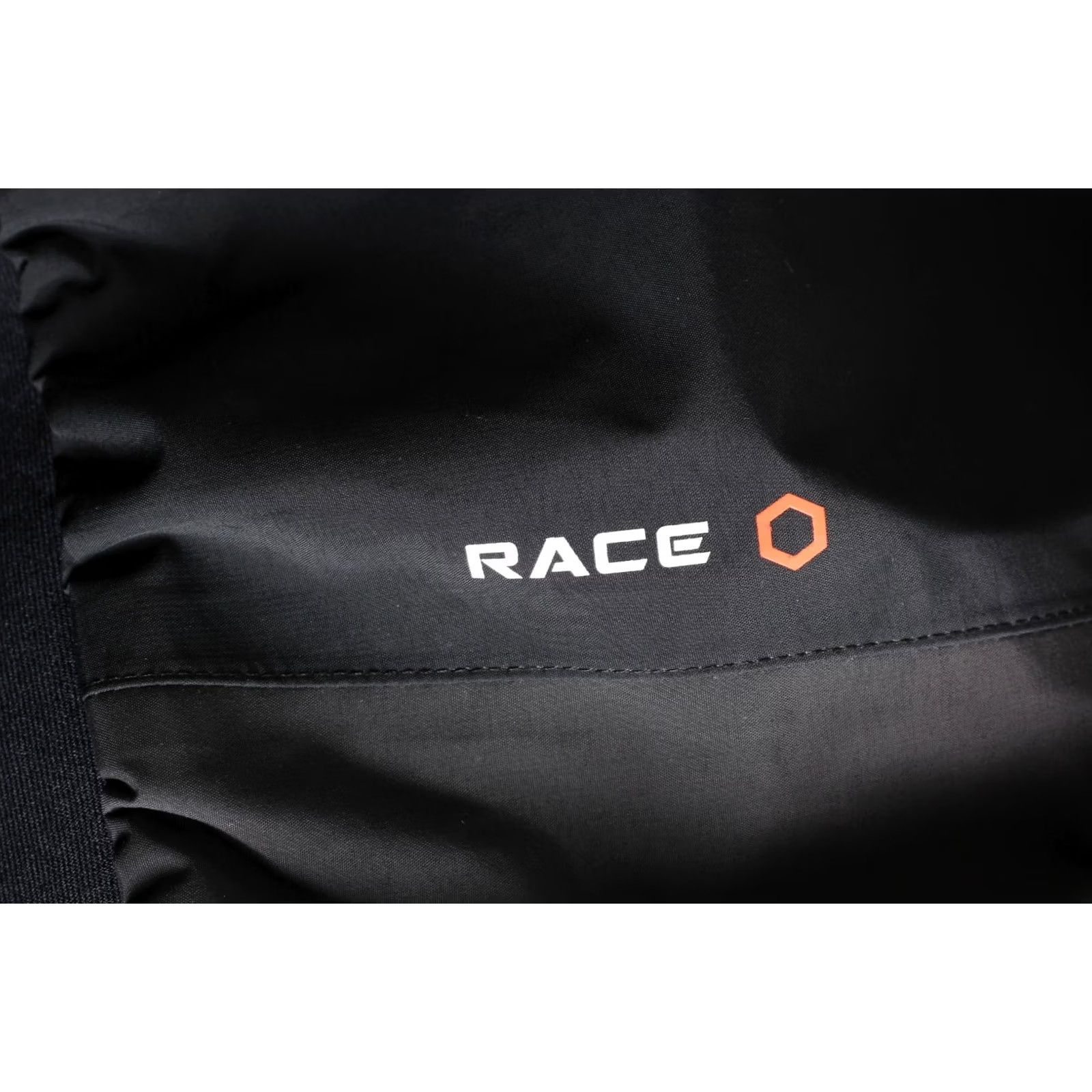 Vintage GILL Fuse 3L Race Smock Spray Top Sailing Men Size S MJ6404 Black Size US S / EU 44-46 / 1 - 7 Thumbnail