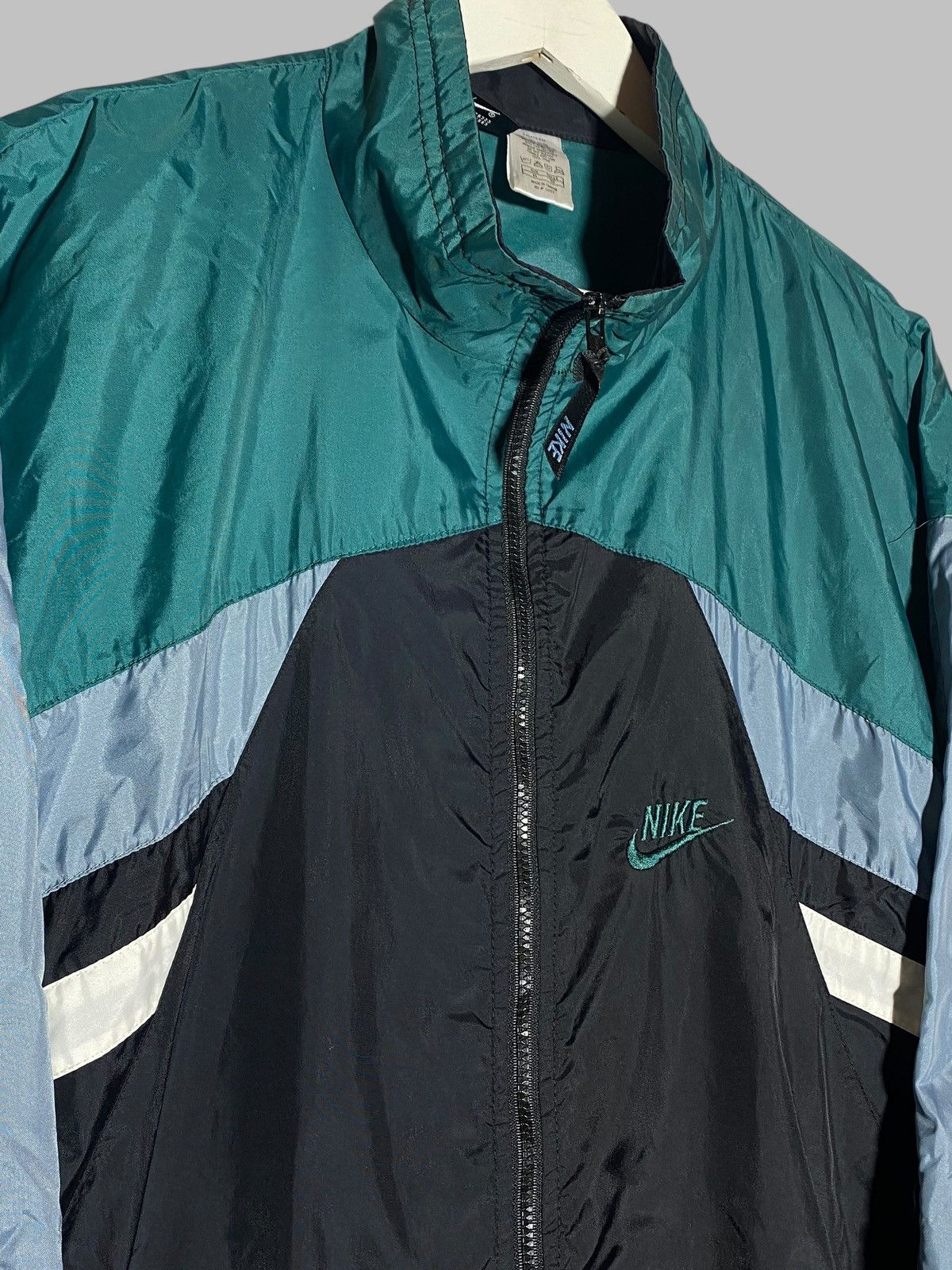 Nike 🔥 Y2K NIKE COLORBLOCK WINDBREAKER TECH RUNNER HACKERMAN VIBE Size US XL / EU 56 / 4 - 4 Thumbnail