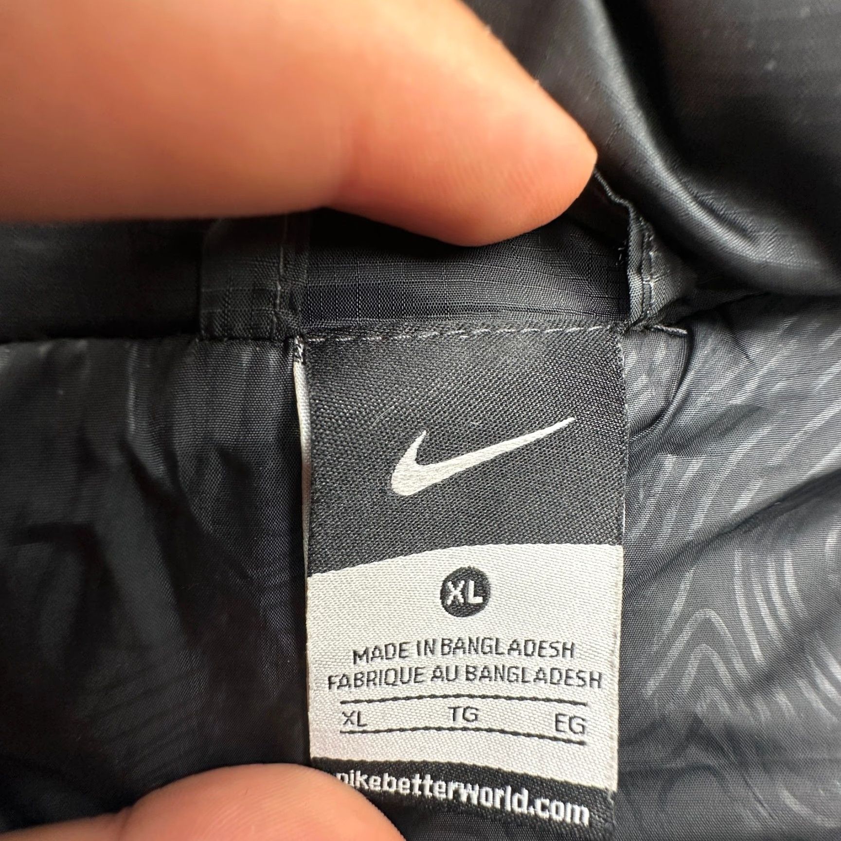 Nike Nike Stowage Down Puffer Jacket Coat Hooded XL Mens Black 477125-010 HOLES Size US XL / EU 56 / 4 - 2 Thumbnail