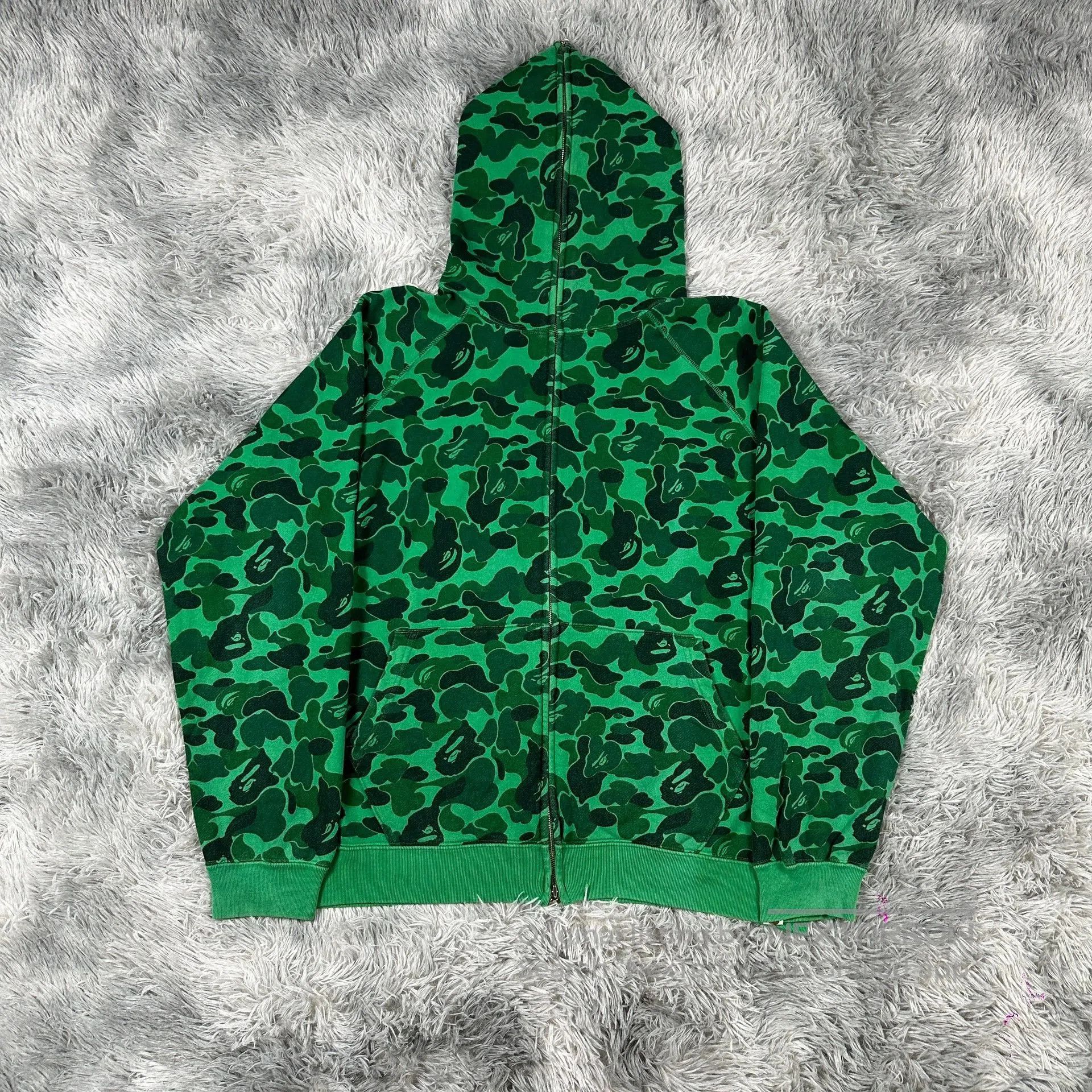 Bape bape green camouflage zip. Size US M / EU 48-50 / 2 - 1 Thumbnail