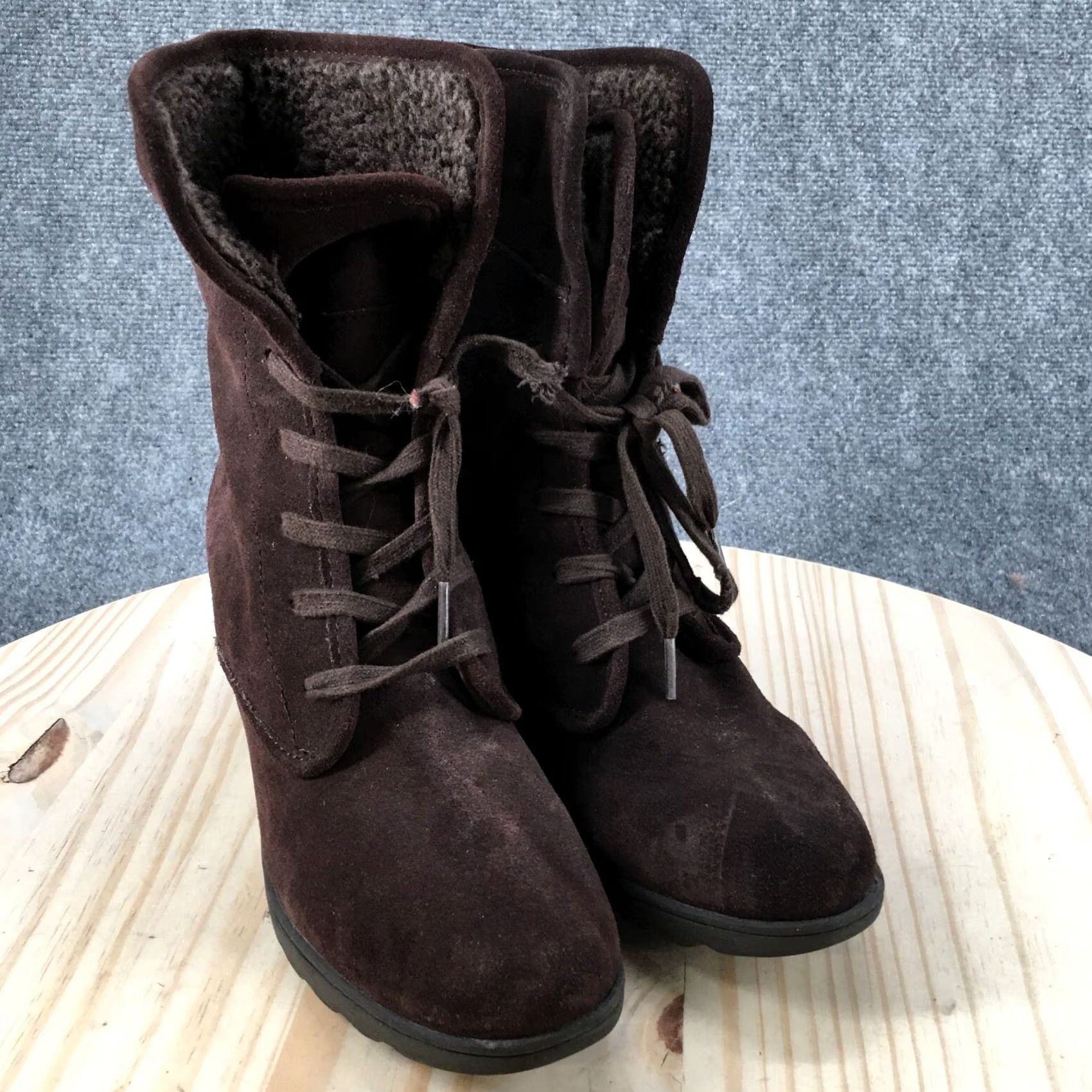 Vintage White Mountain Boots Womens Brown Suede Faux Fur Lined Ankle Bootie Lace Up Size 10 M Size US 10 / IT 40 - 3 Thumbnail