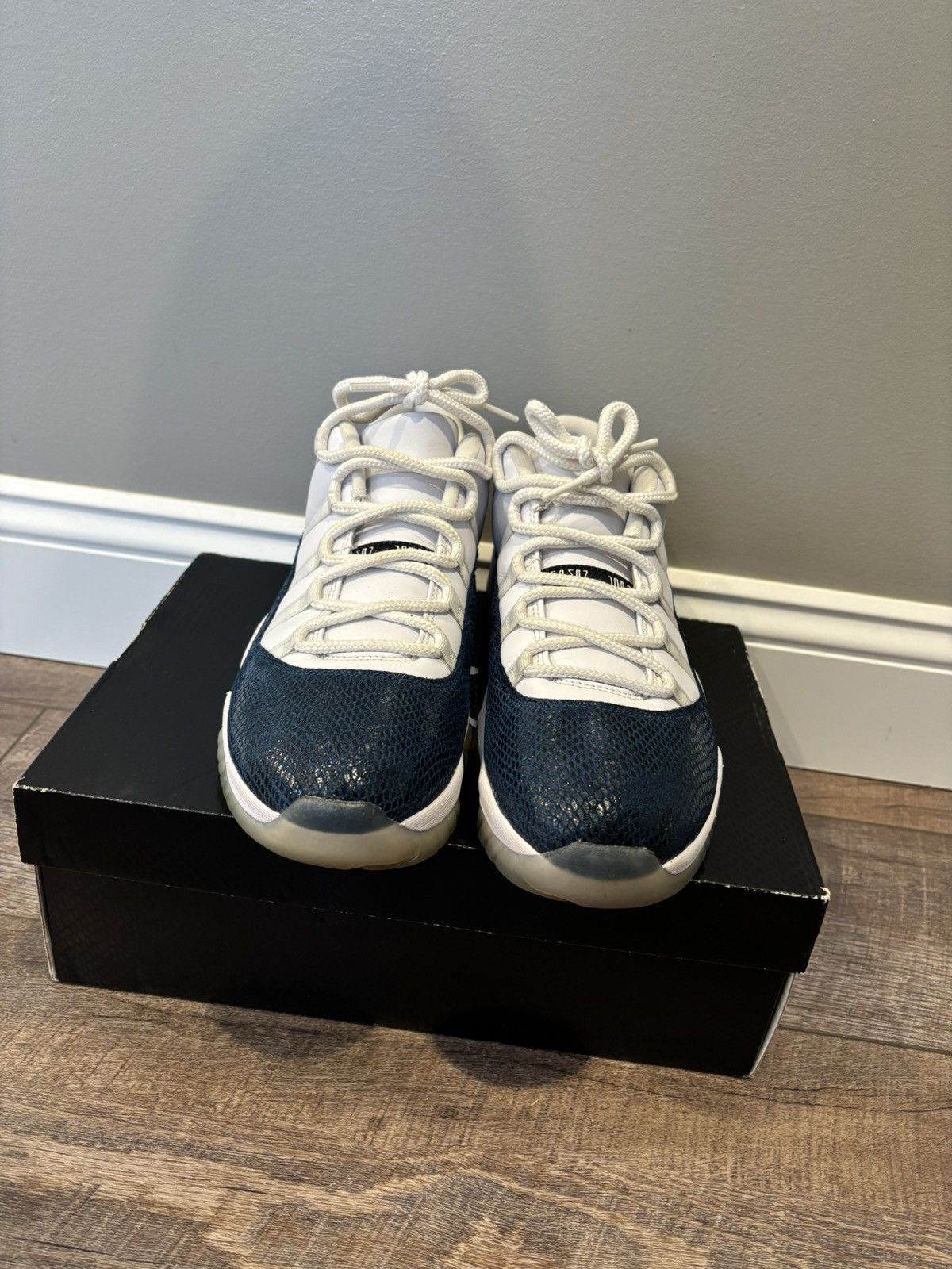 Jordan Brand Jordan 11 Retro Low ‘Navy Snakeskin’ 2019 Size US 11 / EU 44 - 4 Thumbnail