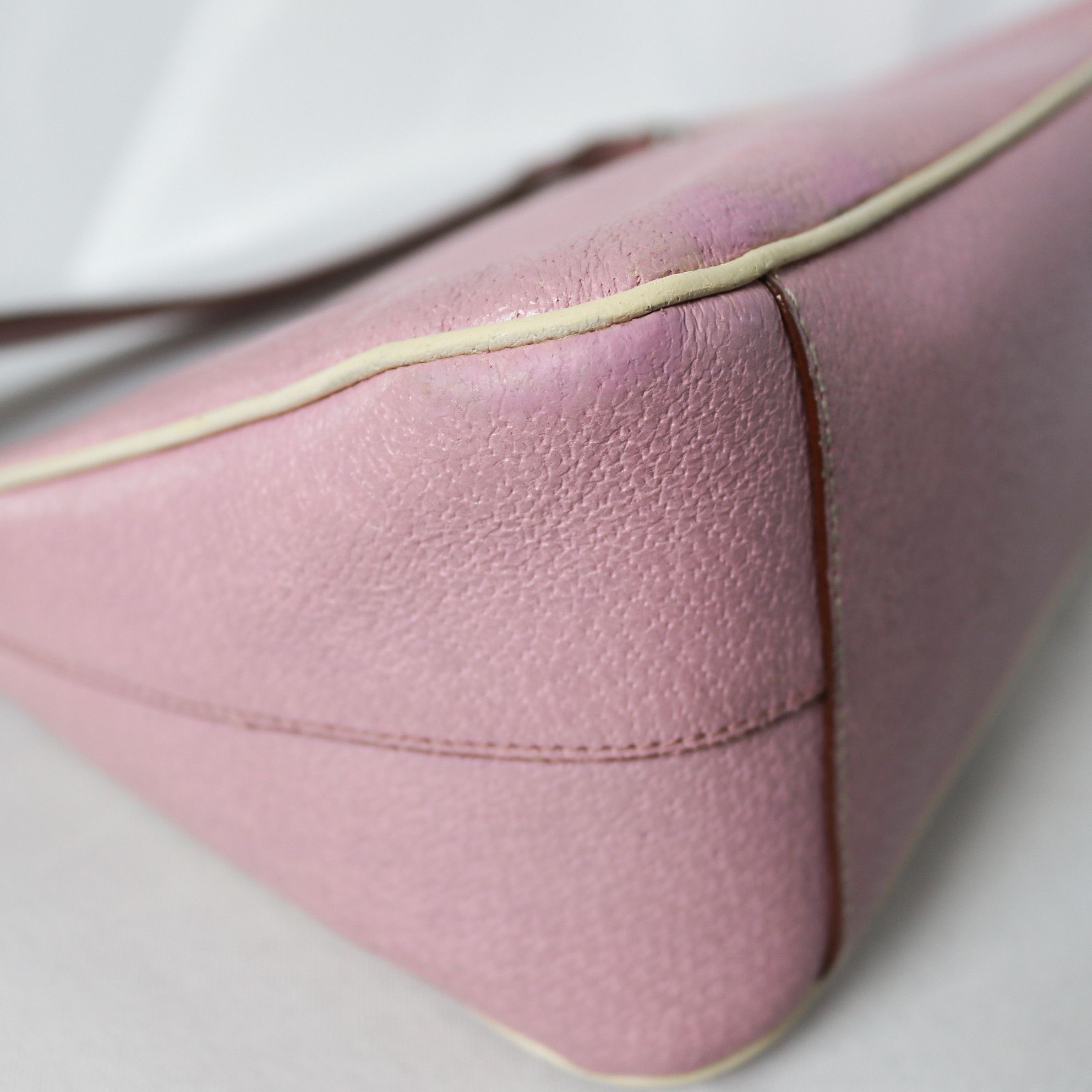 Prada Rare Prada 2001 Petalo Cinghiale leather shoulder bag Size ONE SIZE - 14 Thumbnail