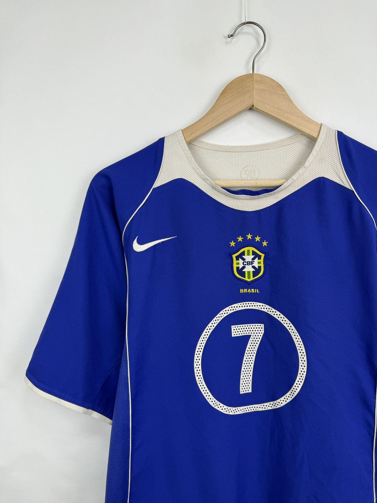 Nike 🇧🇷 Vintage 00s Ronaldinho Brazil Nike Soccer Jersey Retro Y2K Size US M / EU 48-50 / 2 - 3 Thumbnail