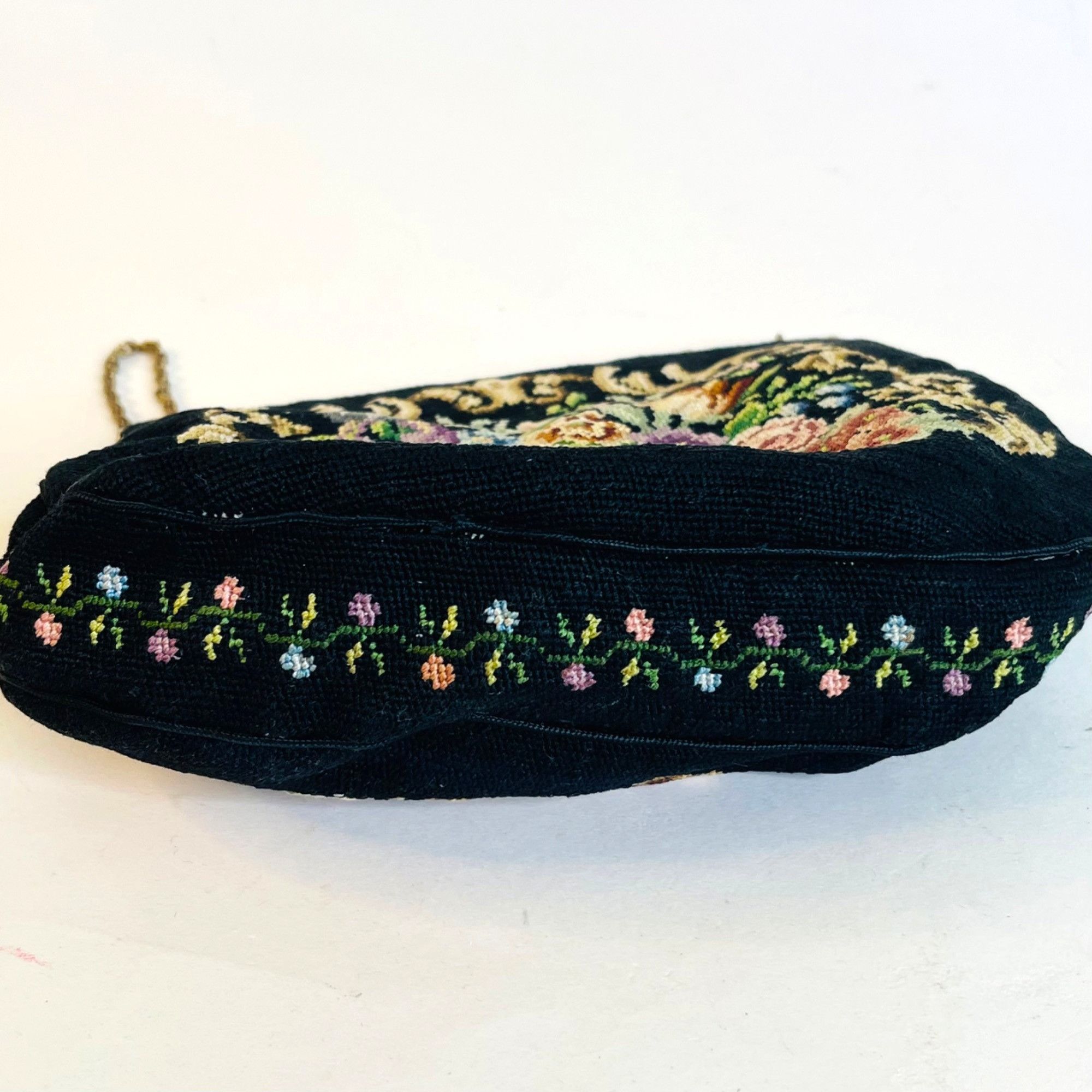 Other Vintage Needlepoint Purse Clutch Handbag Bag Floral Design 7 Size ONE SIZE - 4 Thumbnail