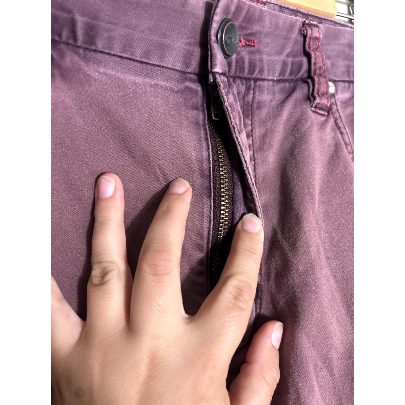 Tommy Bahama Tommy Bahama Pants Mens 38x30 Cotton Blend Chino 5 Pocket Red Burgundy Purple Size US 38 / EU 54 - 6 Thumbnail