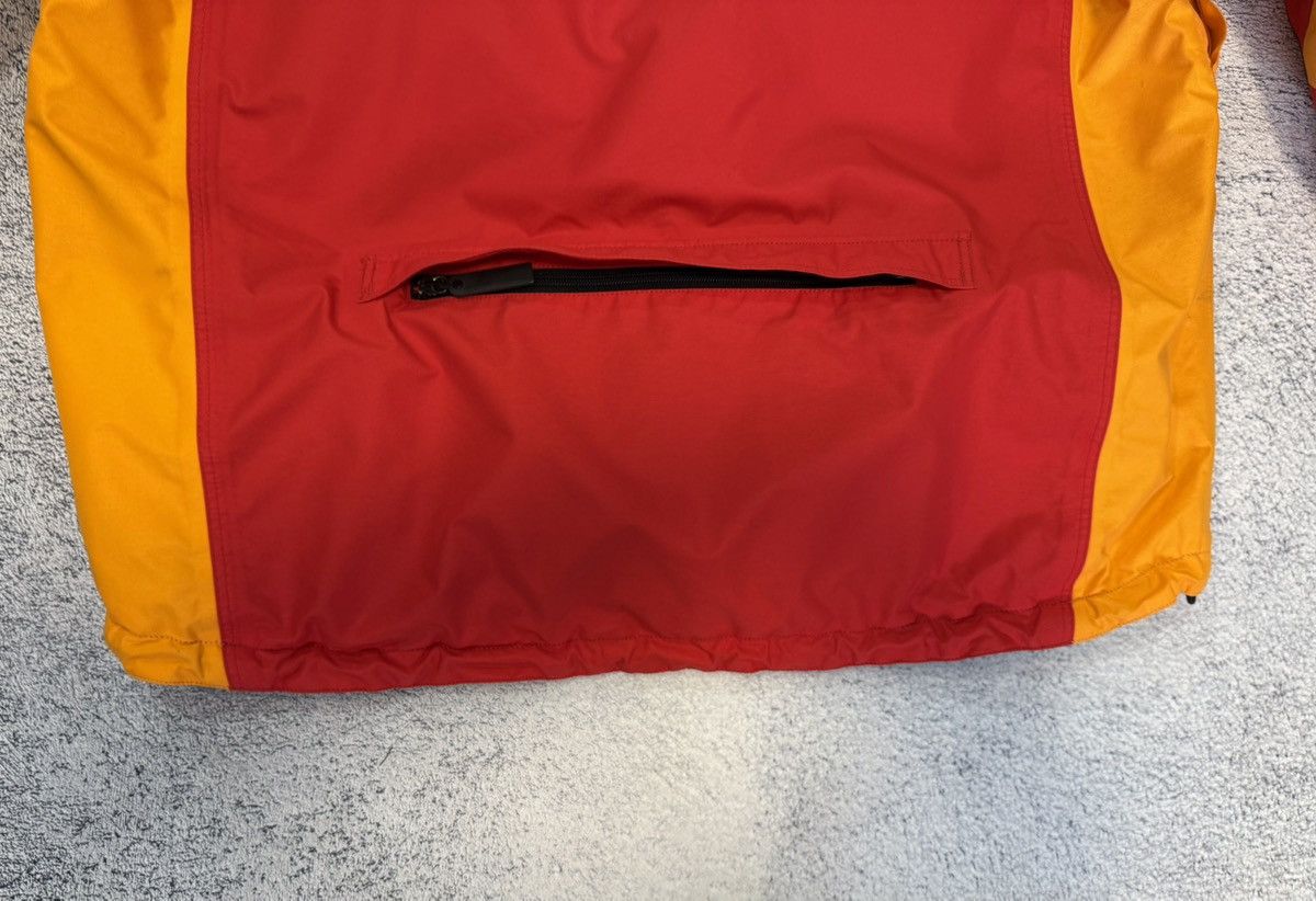 Peak Performance Vintage Peak Performance Gore-Tex Jacket XL Hooded Outdoor Size US XL / EU 56 / 4 - 12 Thumbnail