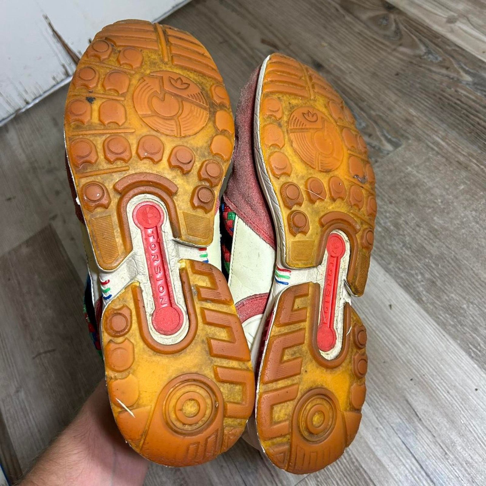 Adidas ADIDAS x ATMOS ZX 8000 Setsubun running sneaker shoes 10 1/2 Size US 10.5 / EU 43-44 - 7 Thumbnail