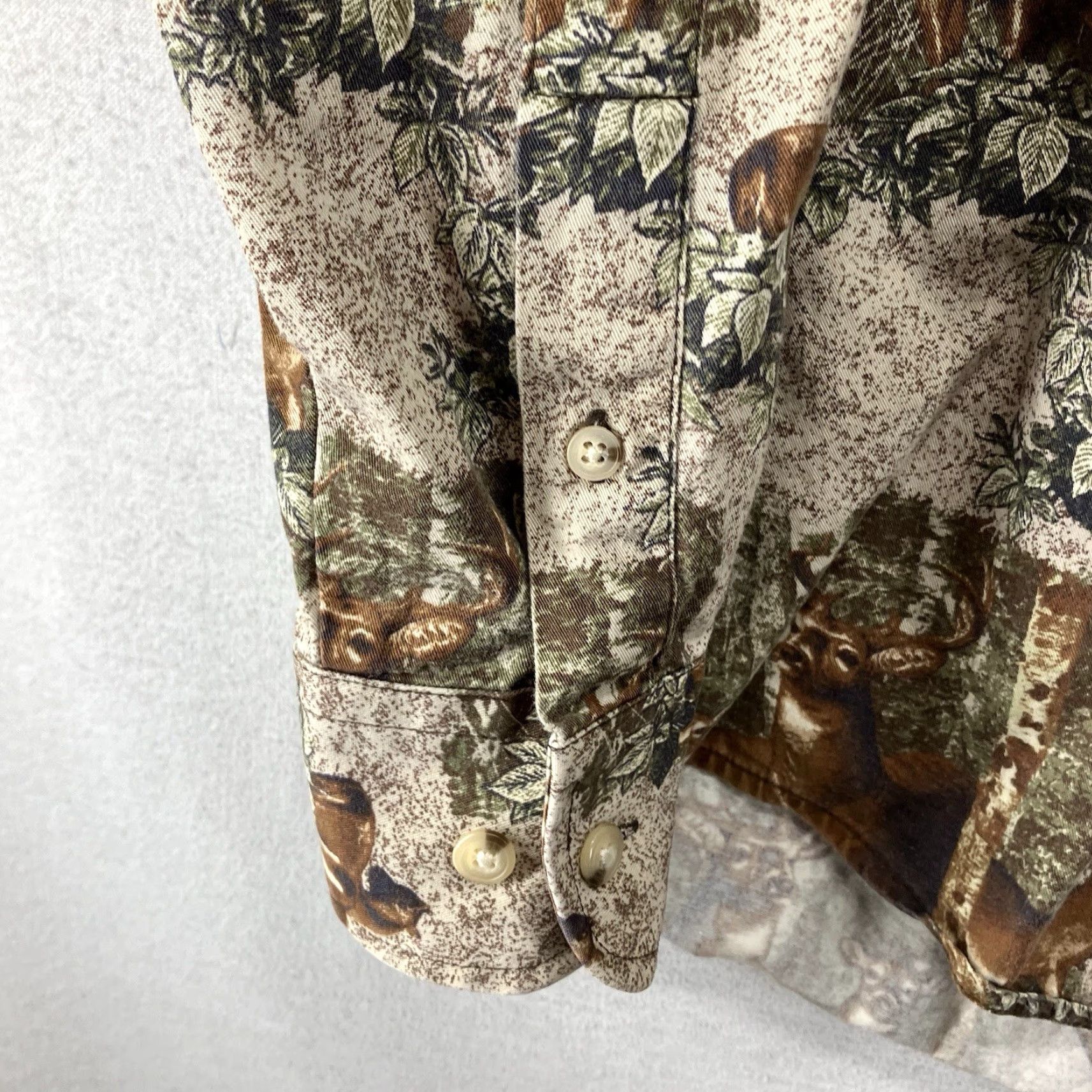 Vintage VINTAGE Woodland Trail Cotton Knit Button-Up Shirt Men Long Sleeve Dear Print Nature Buck Whitetail 90s Casual Size US M / EU 48-50 / 2 - 7 Thumbnail