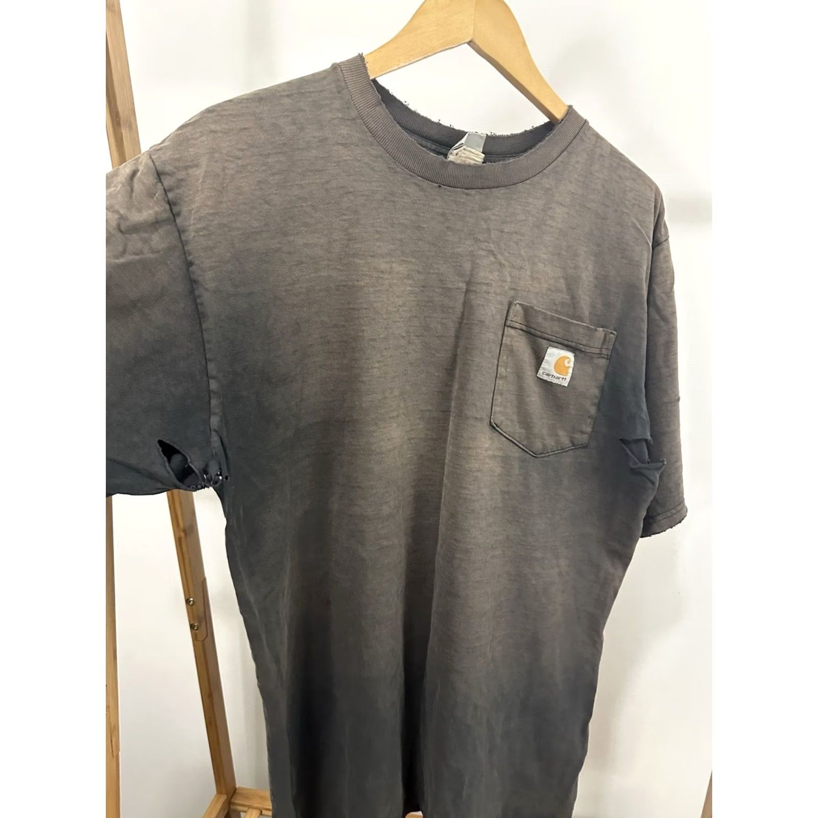 Carhartt VINTAGE Carhartt WIP Pocket T-Shirt XL Gradient Sun Faded Thrashed Distressed Worn Mens Size US XL / EU 56 / 4 - 4 Thumbnail