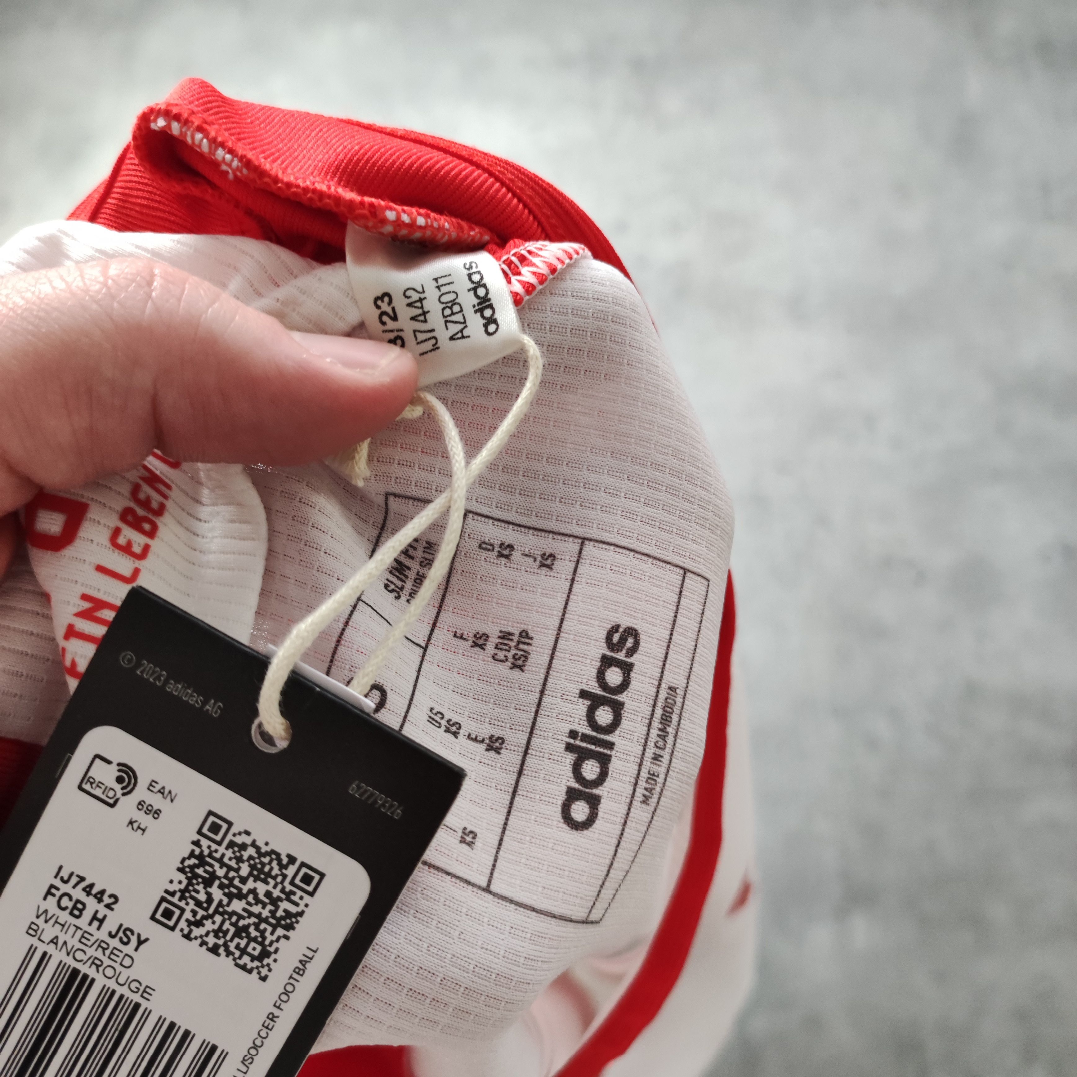 Adidas RARE 2023 Bayern Munich Home New Adidas Football Kit Size US XS / EU 42 / 0 - 8 Thumbnail