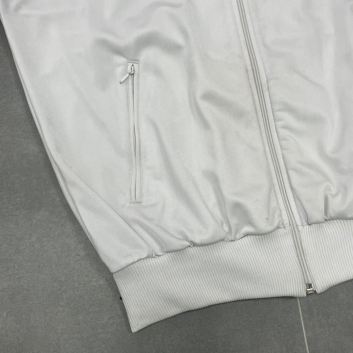 Adidas × Vintage Vintage Adidas Track Jacket Size M Size US M / EU 48-50 / 2 - 5 Thumbnail