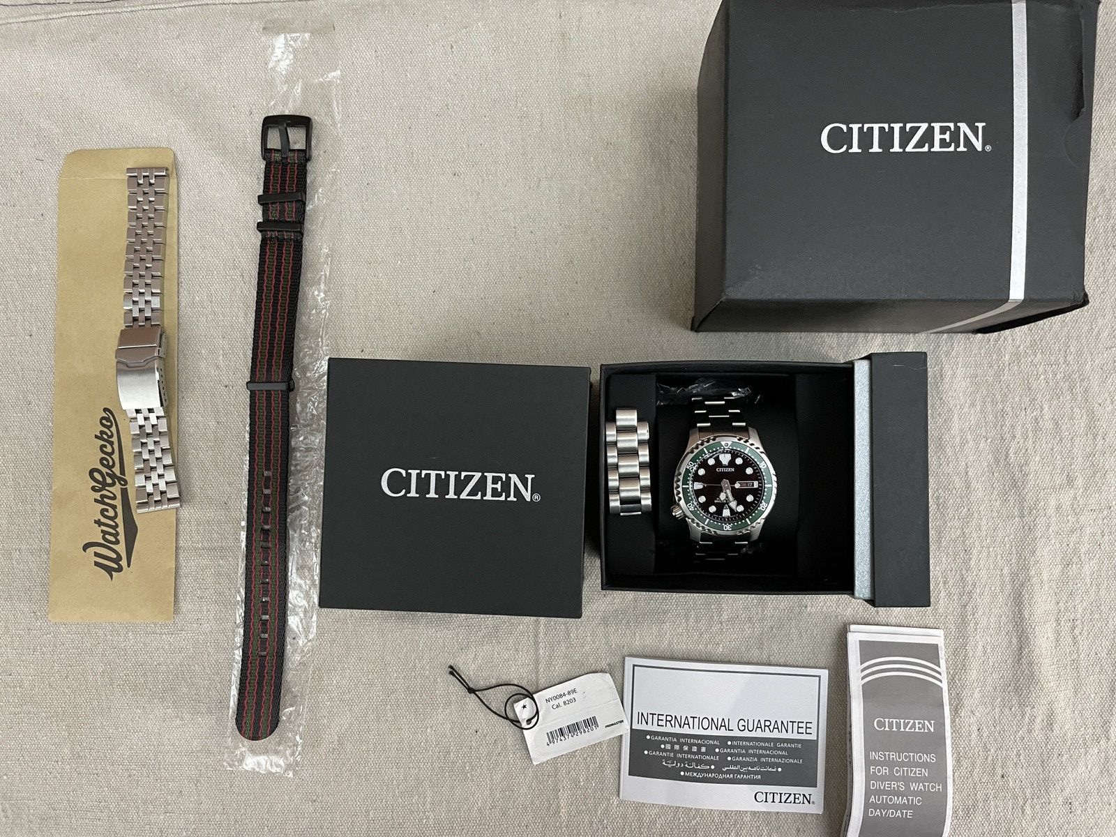 image of Citizen Promaster Diver Automatic Ny0084-89E Free Straps in Green, Men's