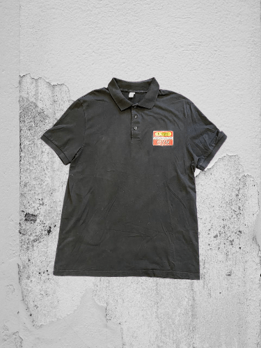 Moschino Vintage Moschino Logo Black Polo T Shirt FADED Size US M / EU 48-50 / 2 - 1 Thumbnail