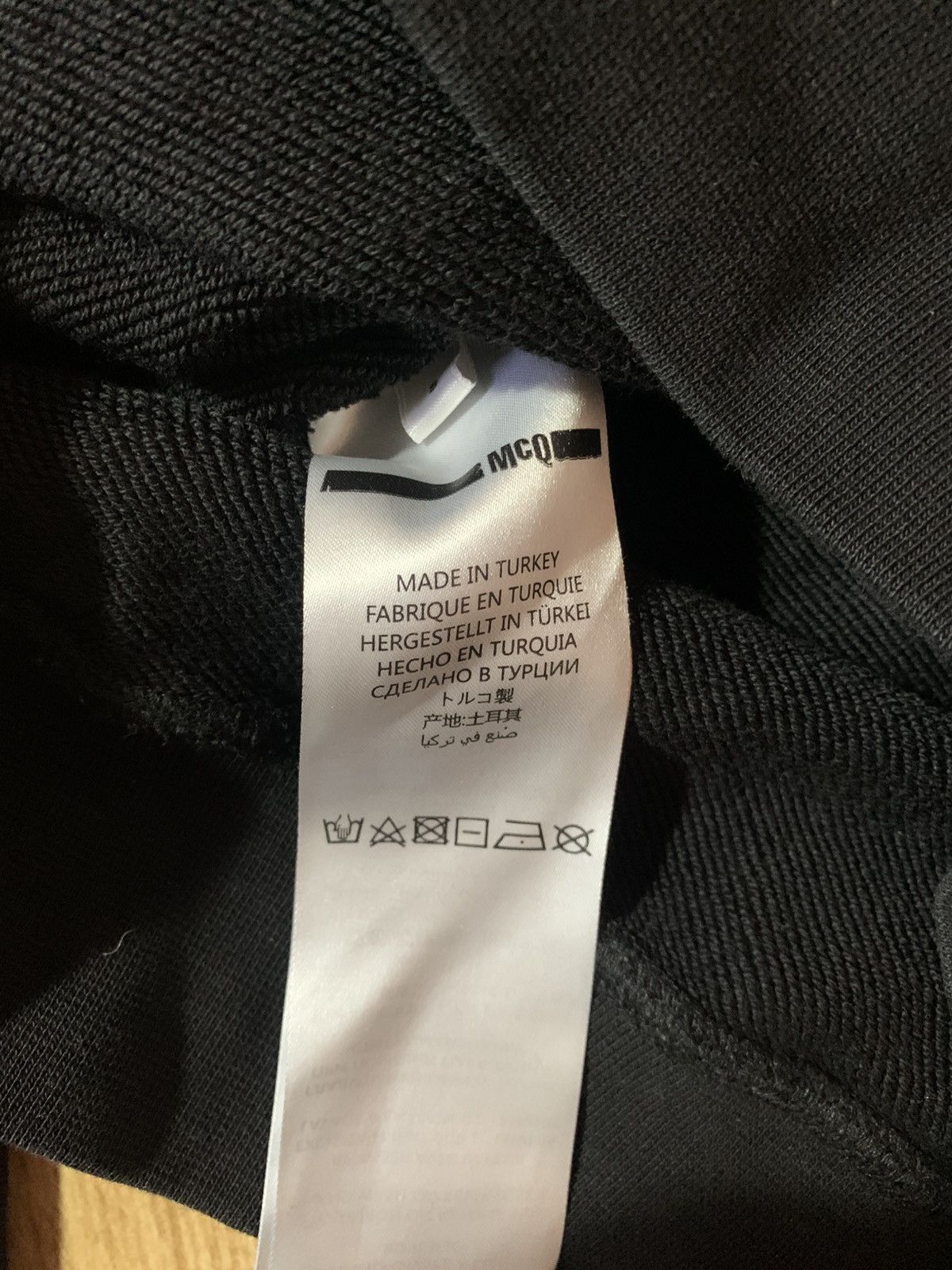 Alexander McQueen Alexandr mcQueen black sweatshirt Size US S / EU 44-46 / 1 - 4 Thumbnail