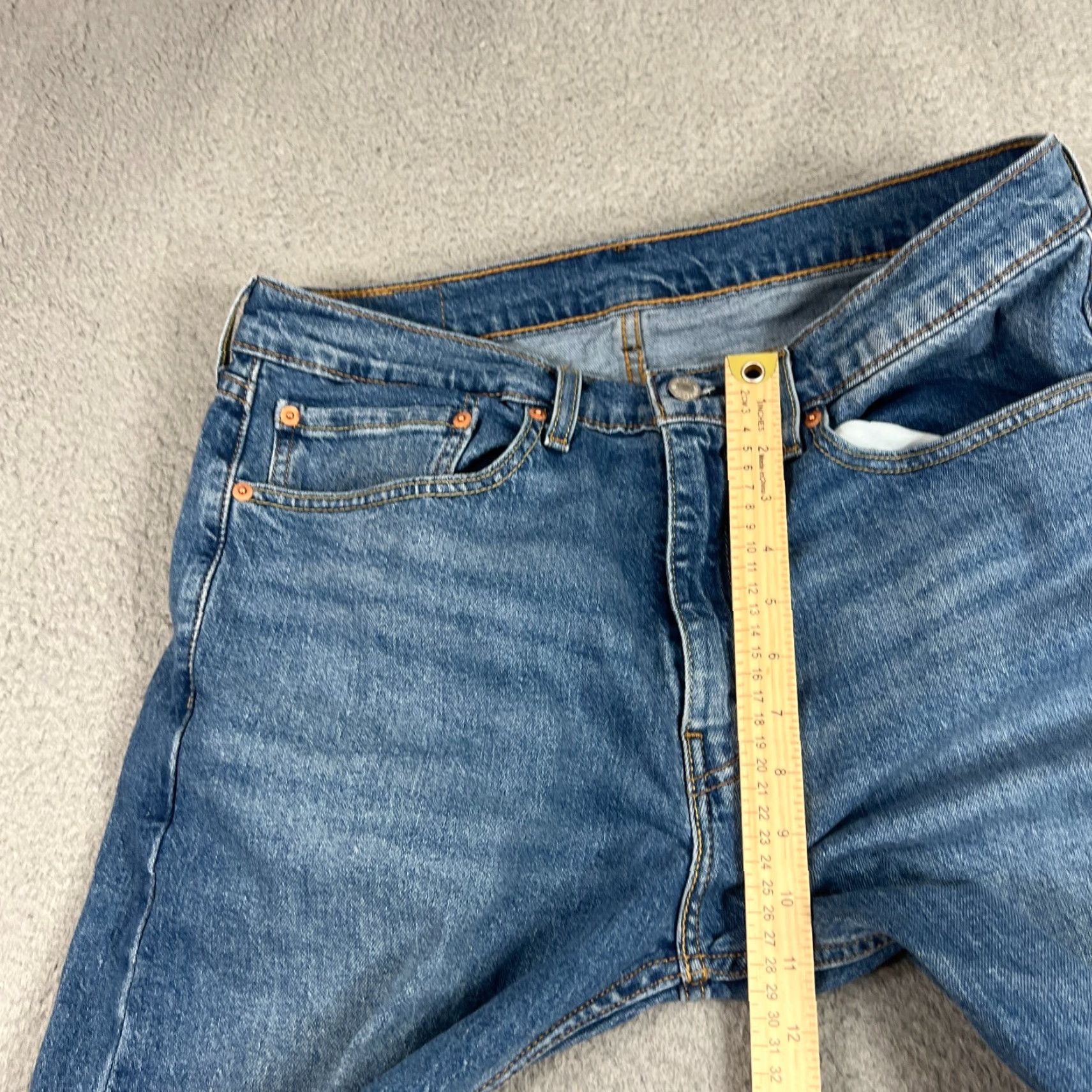Levi's Levi's 505 Jeans Mens 34x32 Medium Wash Fade Straight Leg Regular Fit Denim Blue Size US 34 / EU 50 - 4 Thumbnail