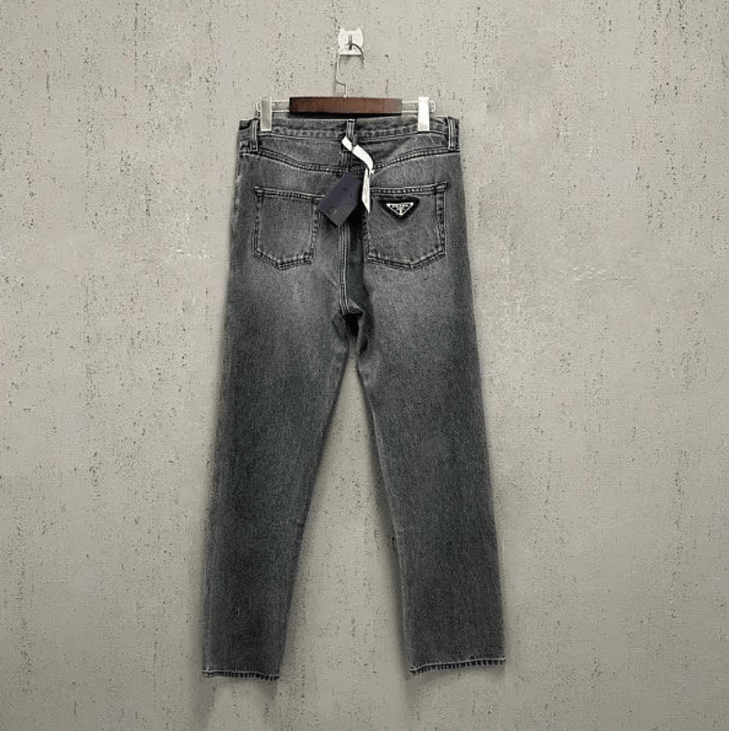 Prada Prada jeans Size US 30 / EU 46 - 2 Thumbnail