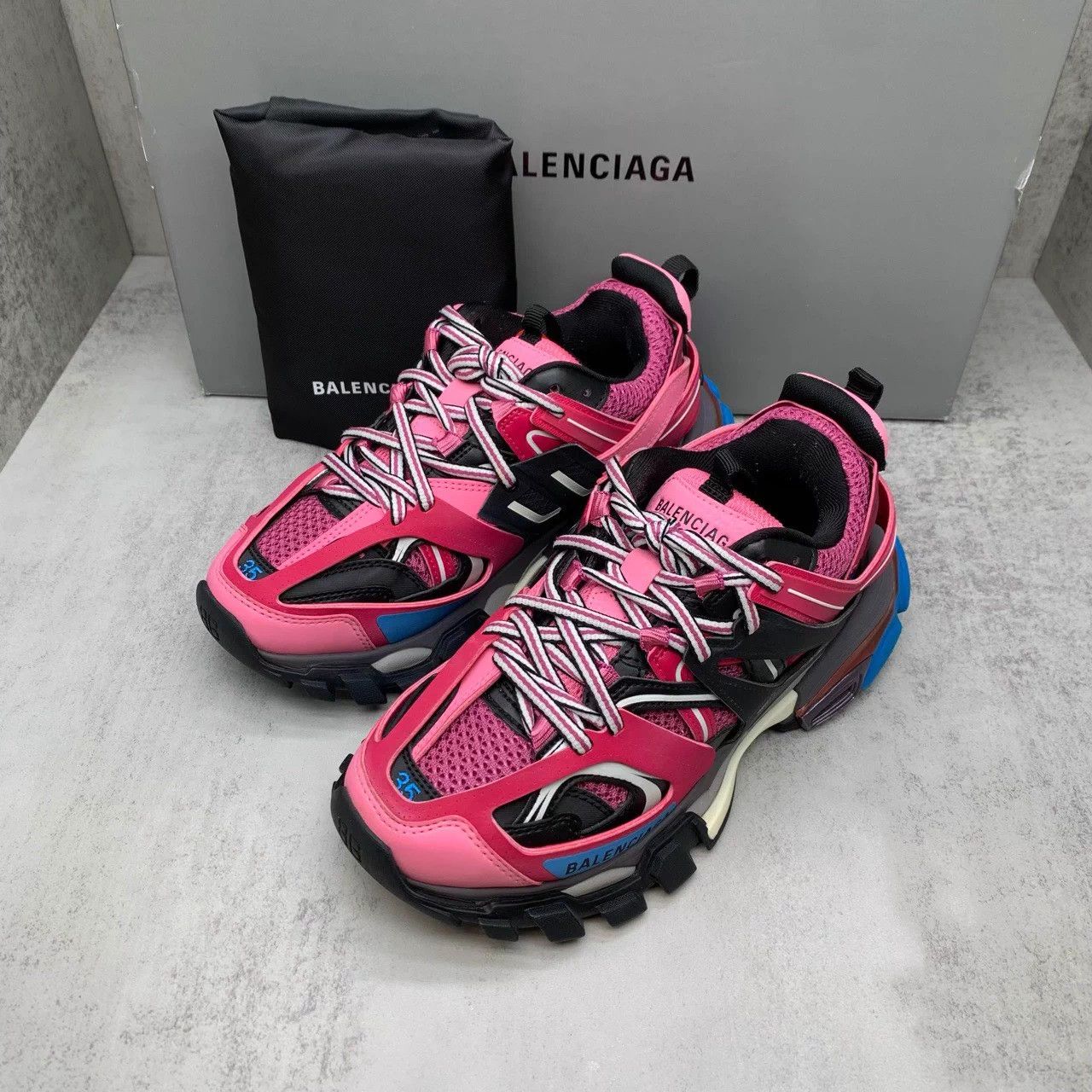 Balenciaga Balenciaga Track Pink 35 98 New with Box Size US 4.5 / IT 34.5 - 1 Thumbnail