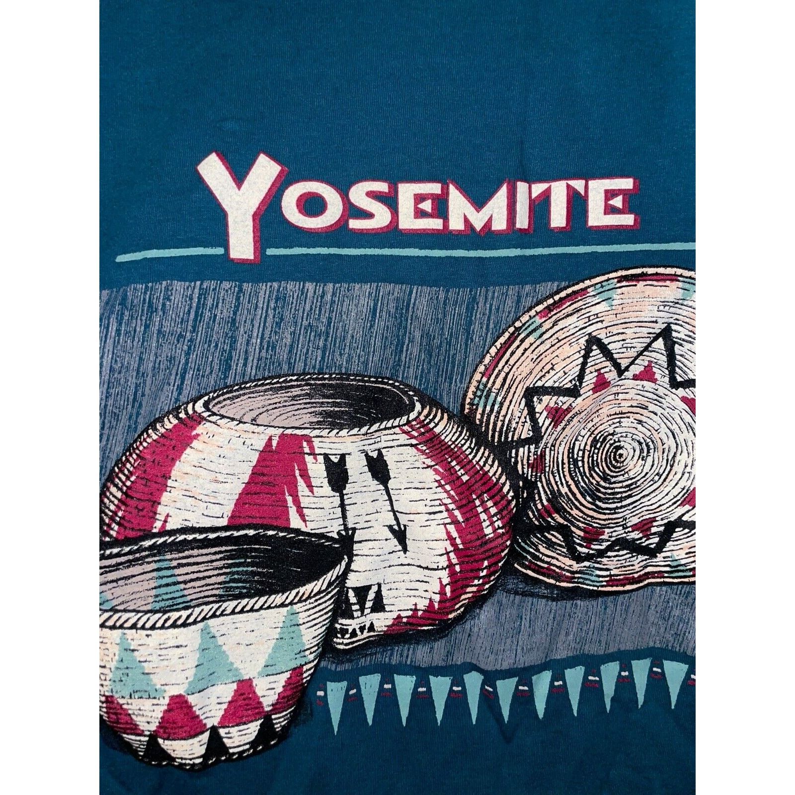 Jerzees Vintage Yosemite Shirt Native American Pots Tee VTG 90s L Size US L / EU 52-54 / 3 - 3 Thumbnail