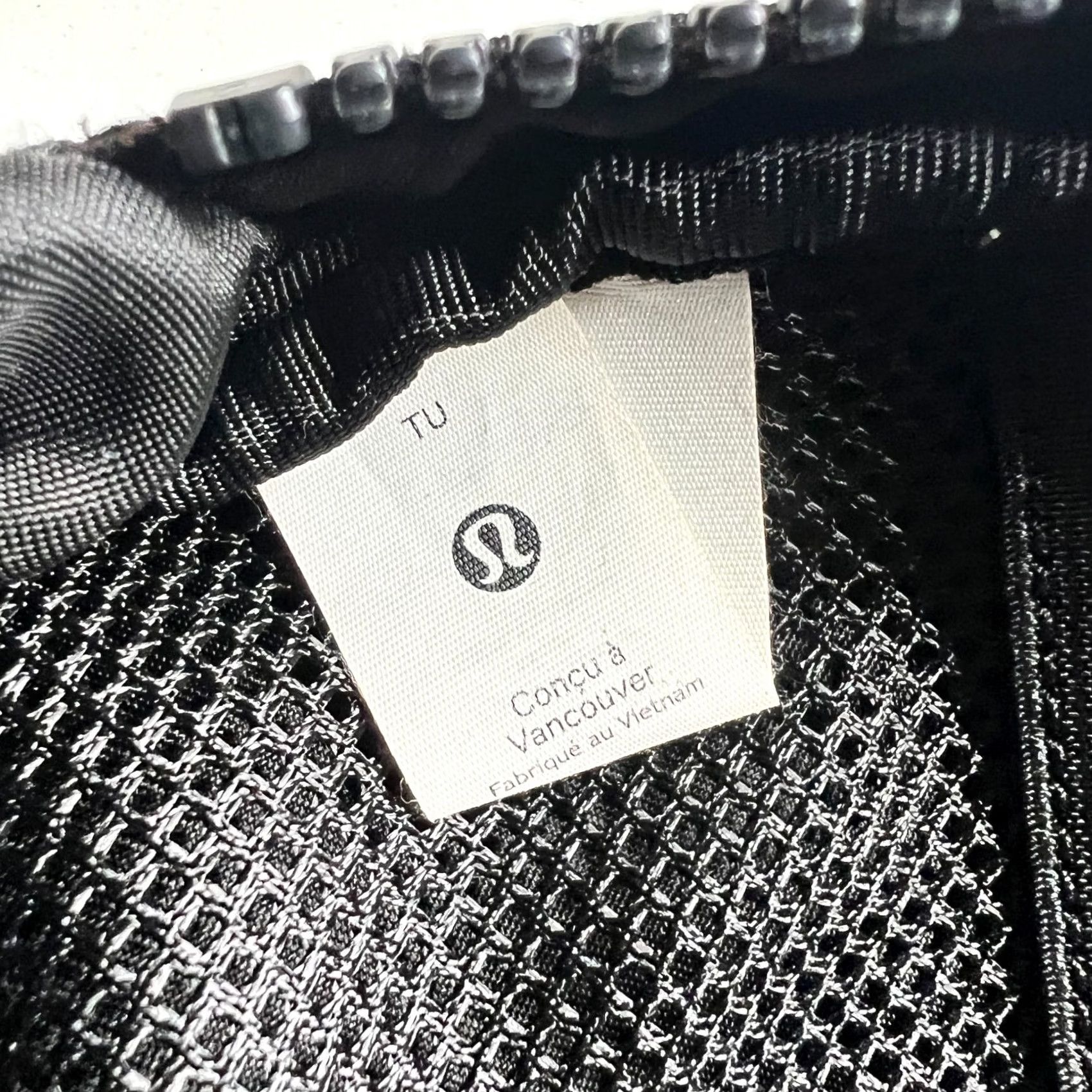 Lululemon Lululemon Everywhere Belt Bag – Black Crossbody Unisex Small Zip Adjustable Strap Bag Accessories Pouch Size ONE SIZE - 3 Thumbnail