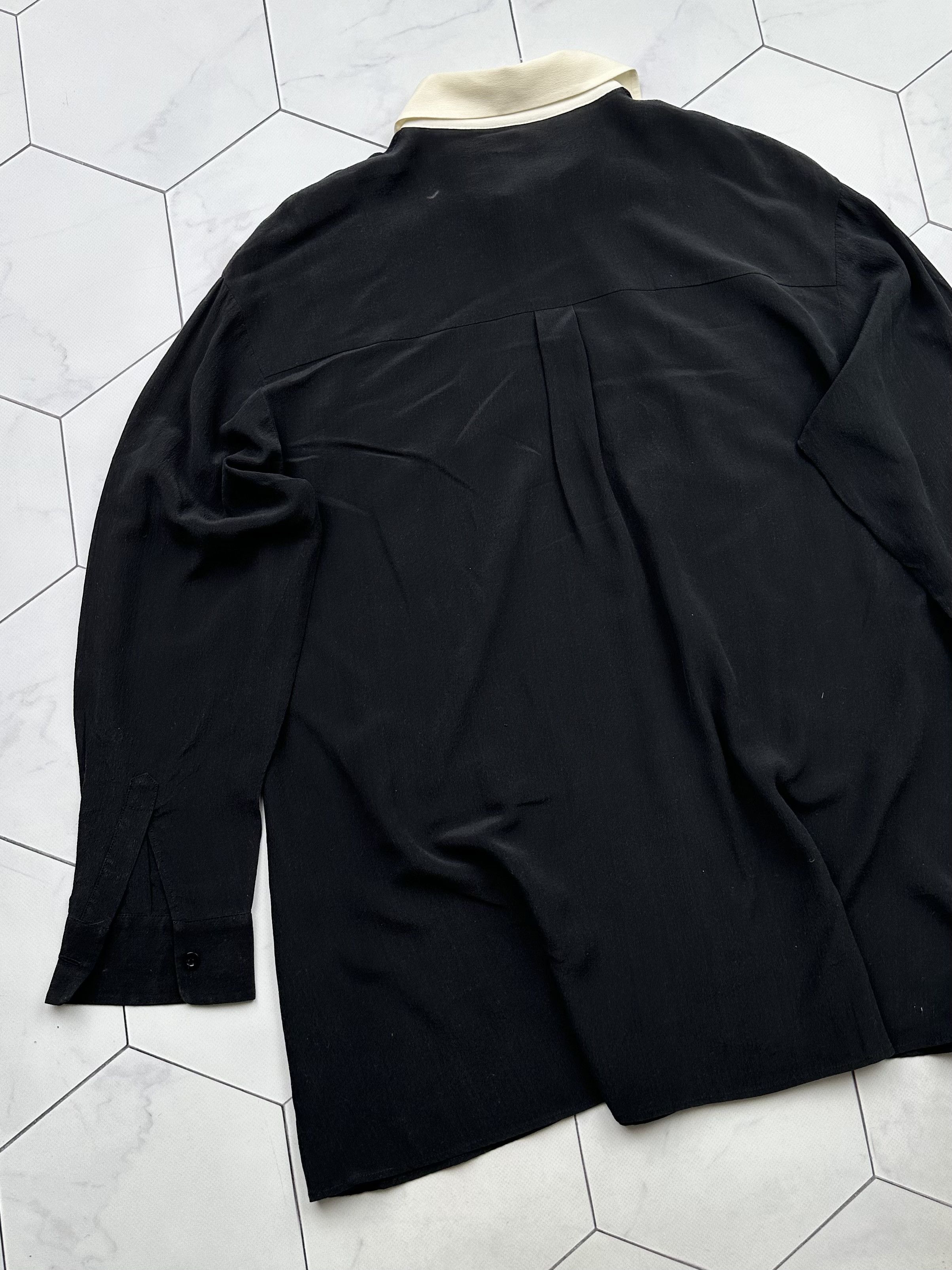 Boutique Moschino Boutique Moschino Silk Blouse (B283) Size M / US 6-8 / IT 42-44 - 8 Thumbnail