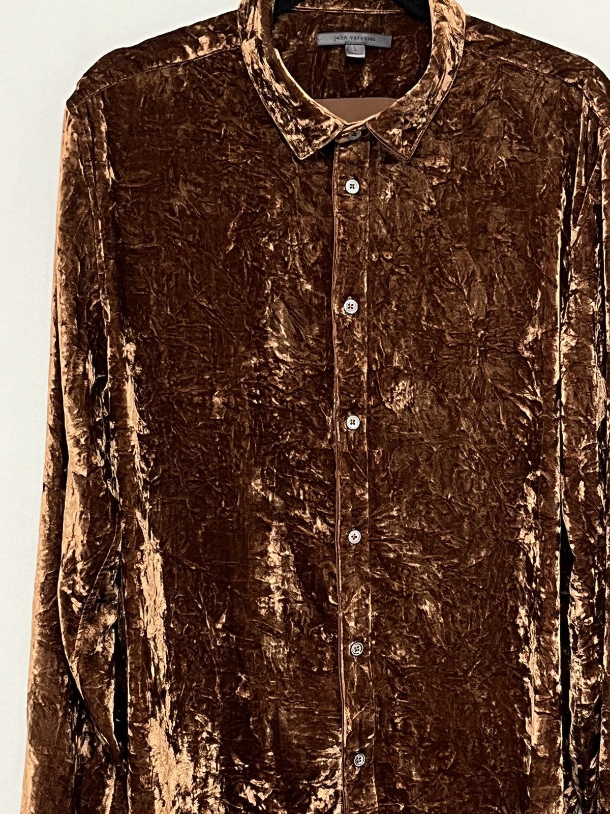John Varvatos Crinkled Velvet Slim Shirt. Size Large Size US L / EU 52-54 / 3 - 3 Thumbnail