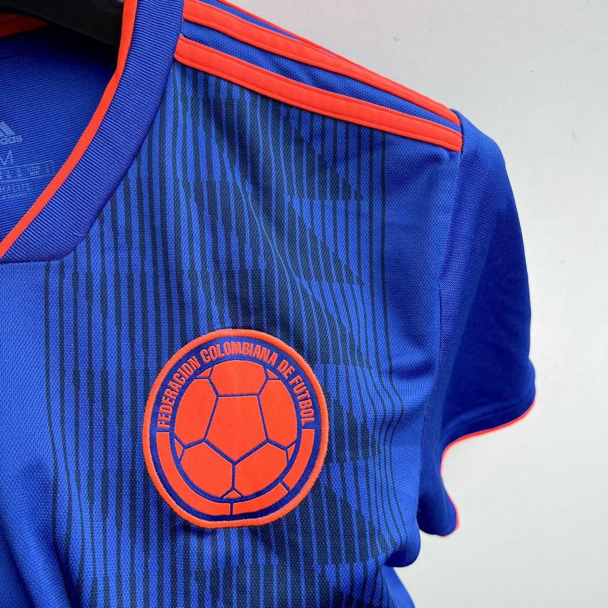 Adidas Colombia Jersey 2018 2019 Size US M / EU 48-50 / 2 - 2 Thumbnail