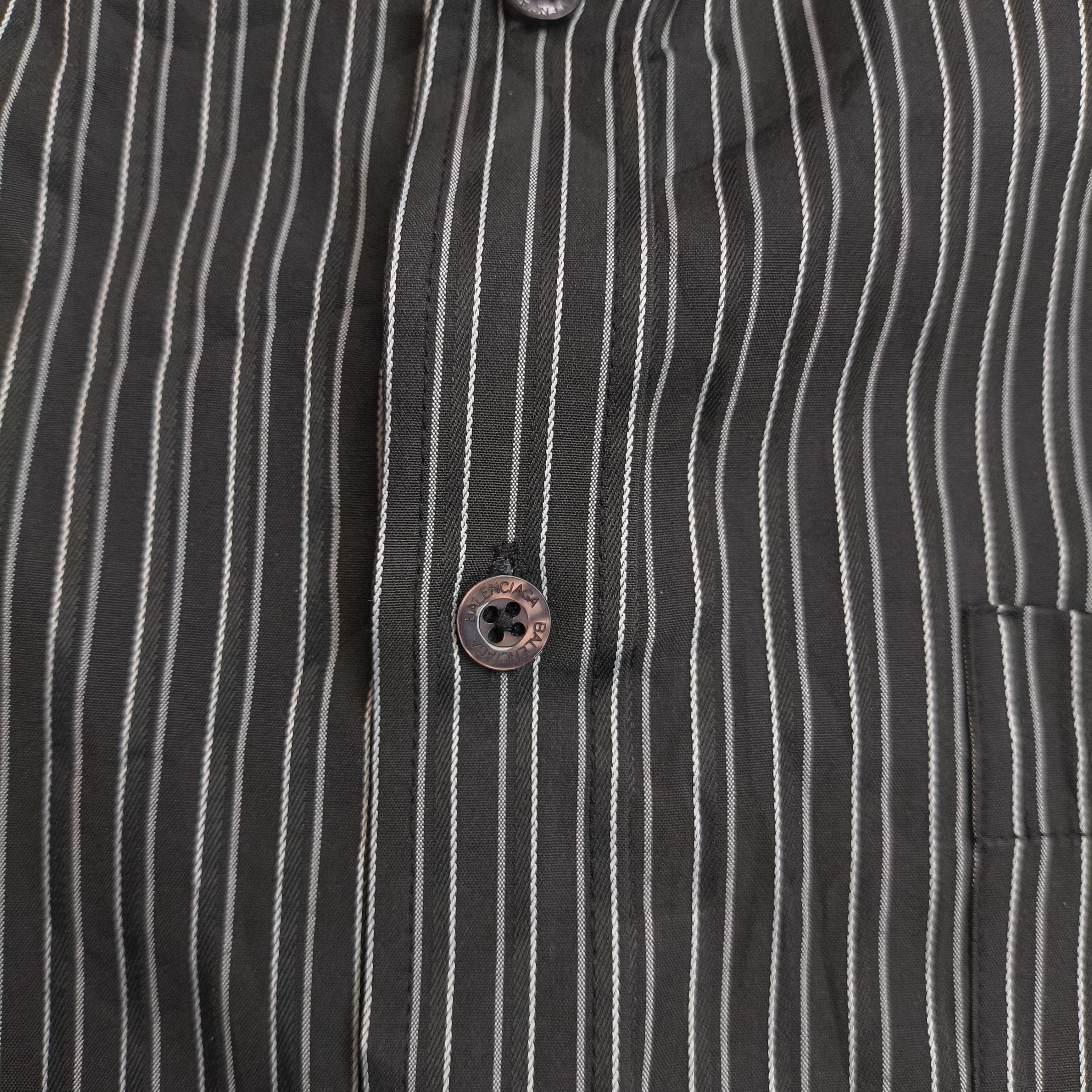 Balenciaga 90s Balenciaga striped shirt button up Size US XL / EU 56 / 4 - 5 Thumbnail