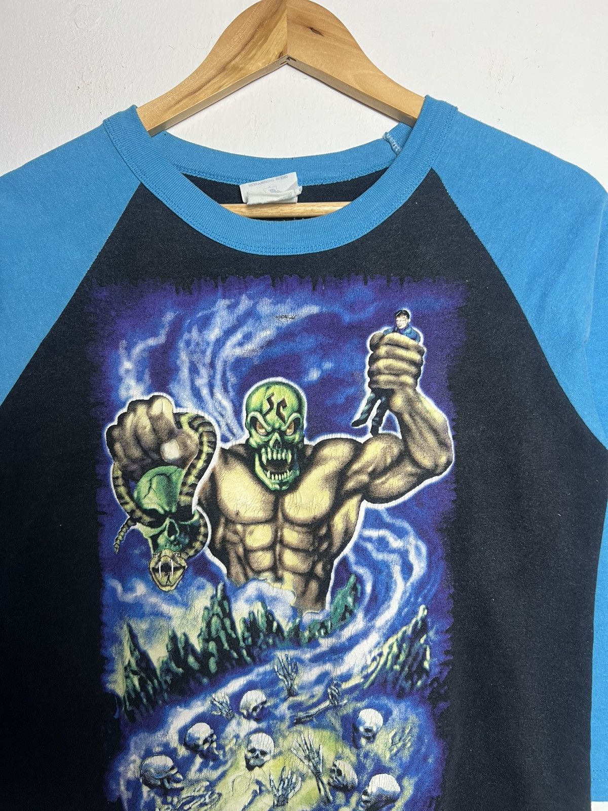 Japanese Brand Halloween Horror Monsters Skull Raglan Graphic Tee Size US L / EU 52-54 / 3 - 5 Thumbnail