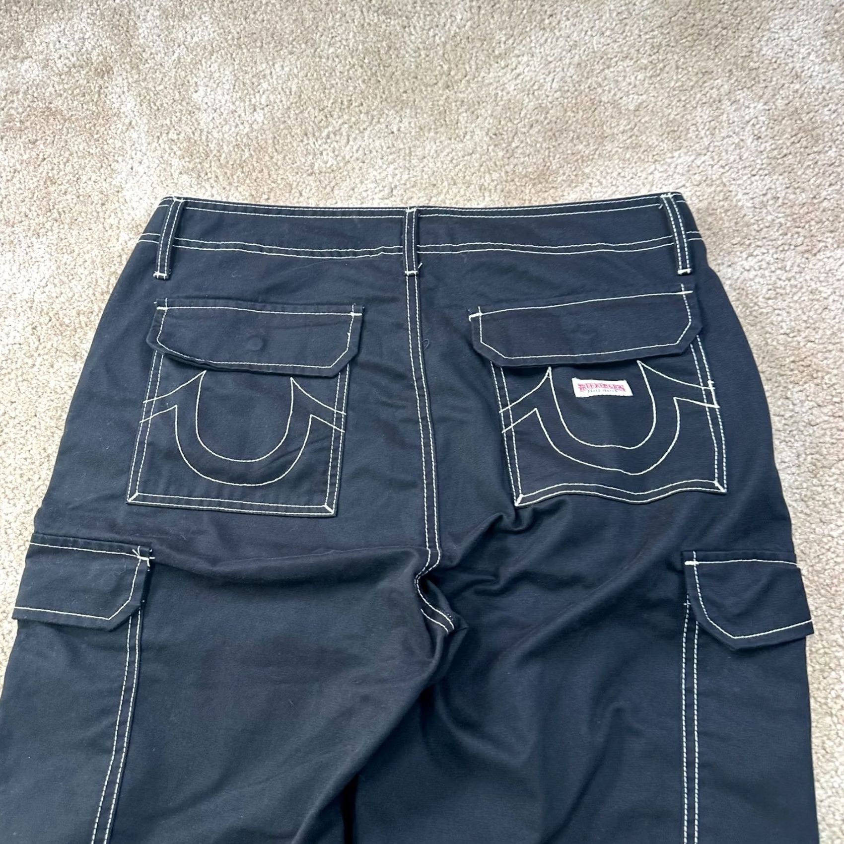 True Religion True Religion Cargo Pants Men's 34x32 Black Baggy Streetwear Straight leg Size US 34 / EU 50 - 7 Thumbnail