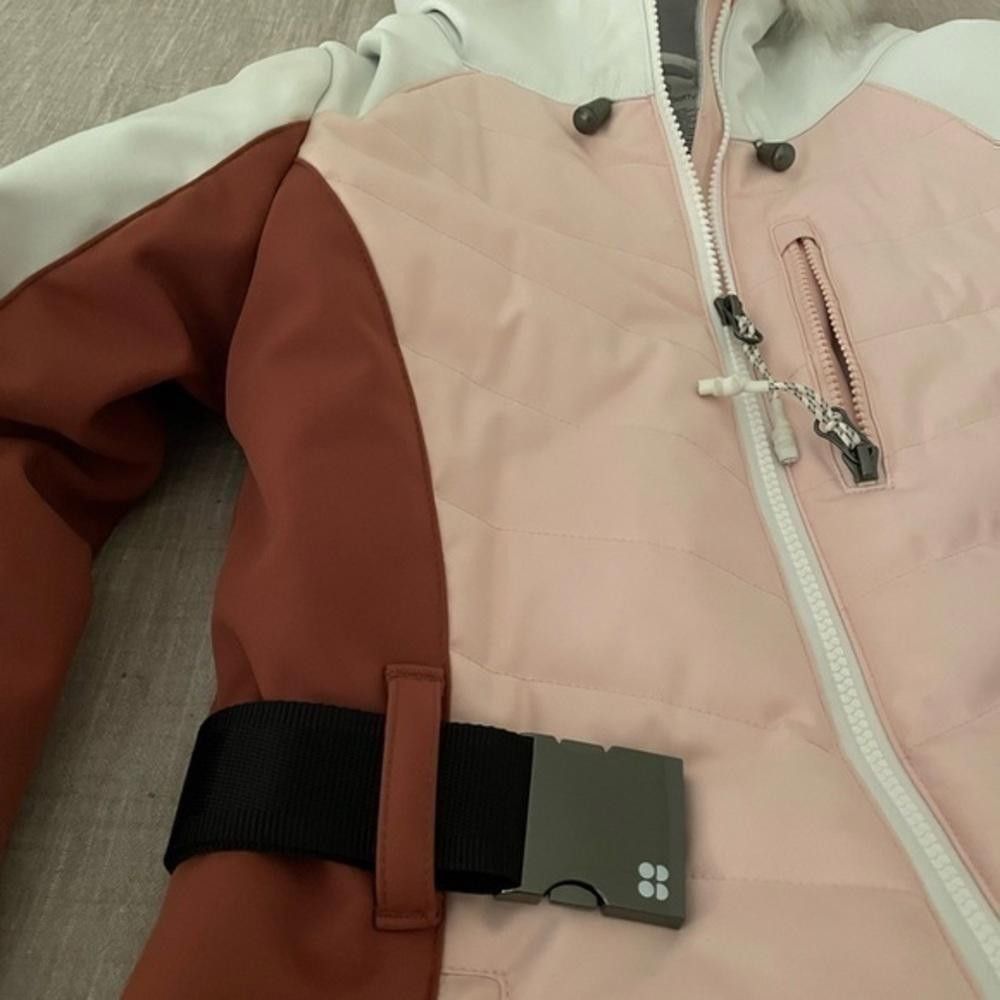 Designer Sweaty Betty Ski Coat. XS. Used! Some dirty spots Size XS / US 0-2 / IT 36-38 - 4 Thumbnail