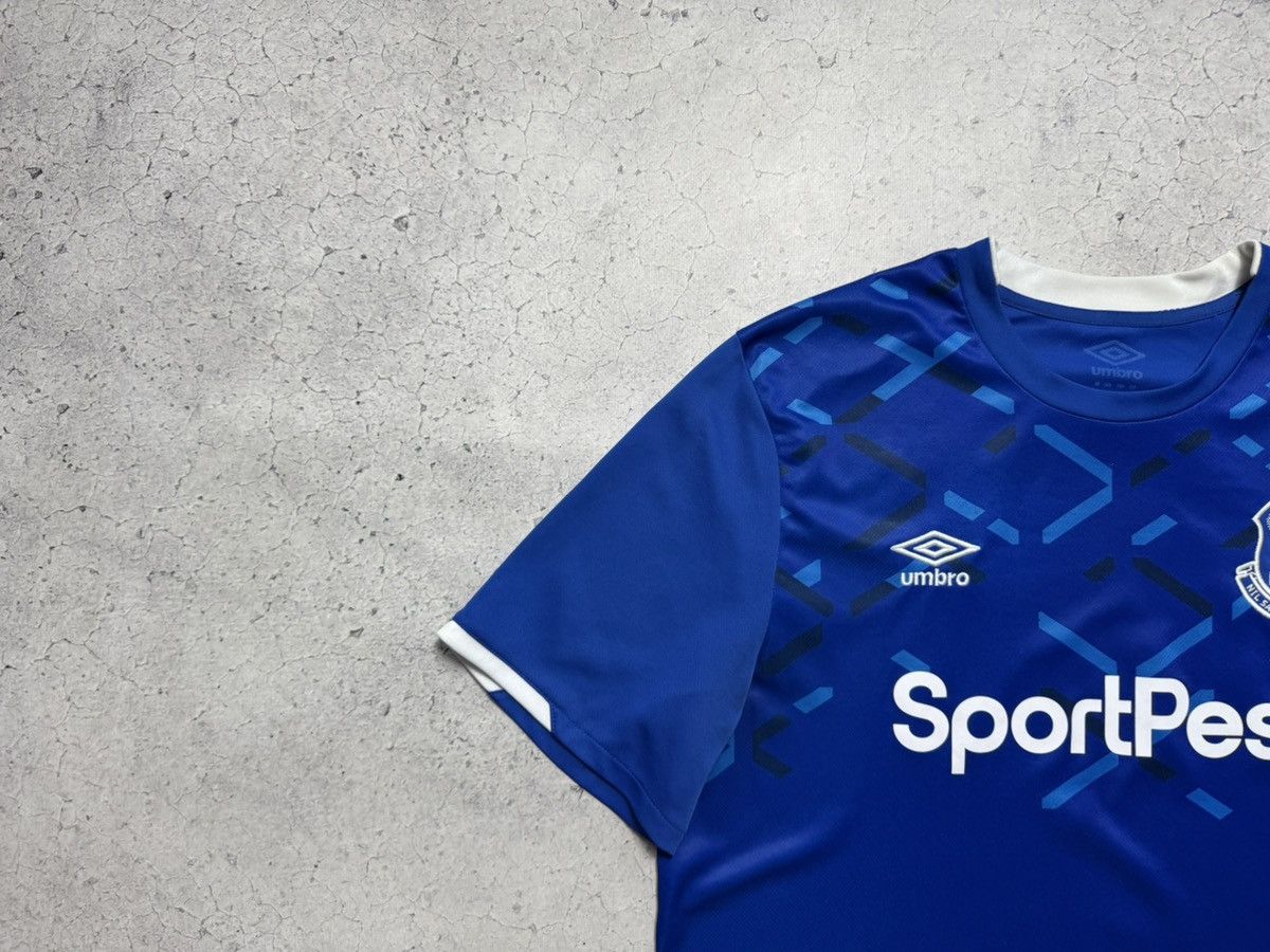 Umbro Umbro FC Everton Soccer Jersey 2019/2020 Size US XL / EU 56 / 4 - 5 Thumbnail