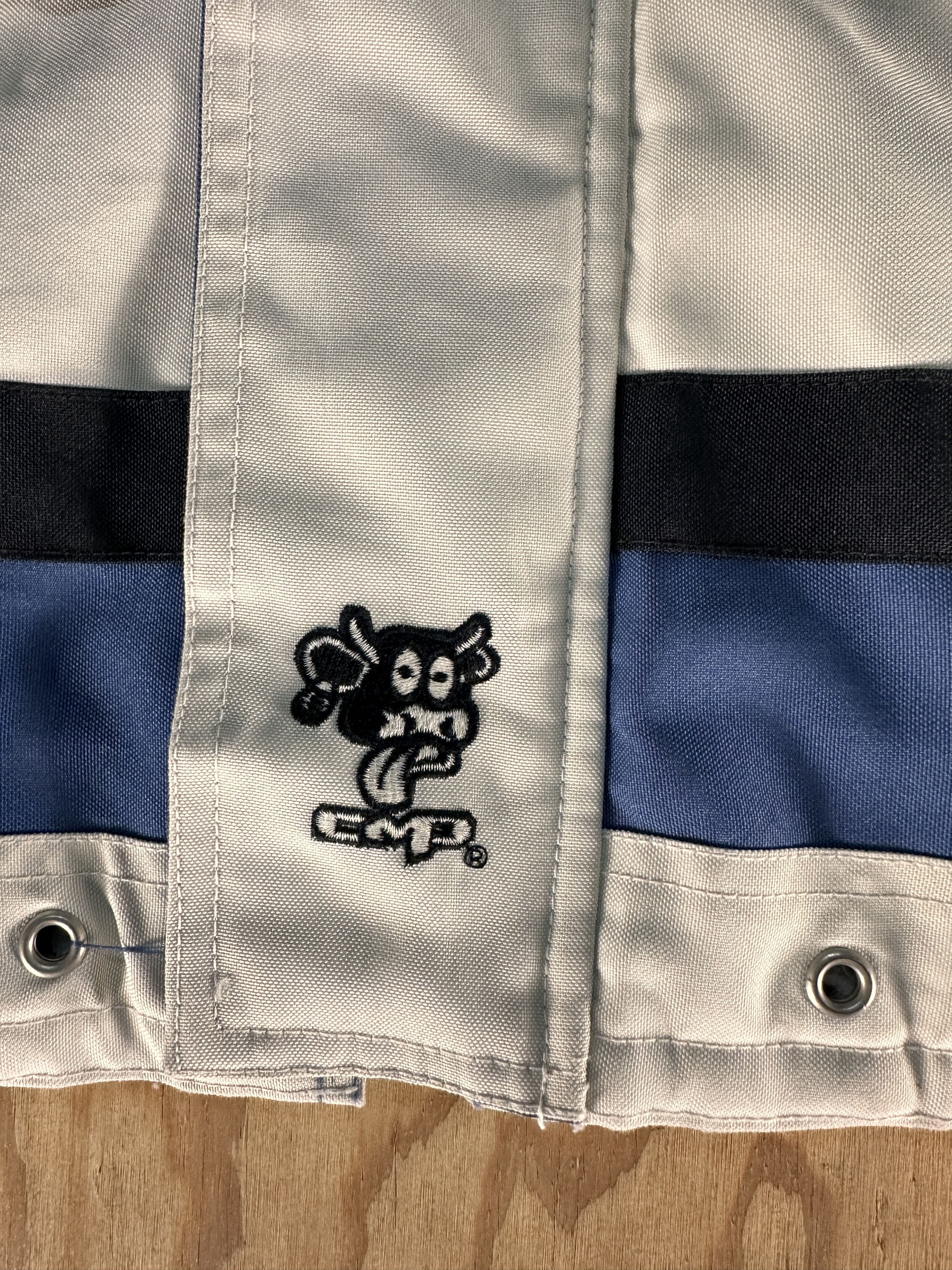 Designer Mad Kow Wind Breaker . XL Size US XL / EU 56 / 4 - 3 Thumbnail
