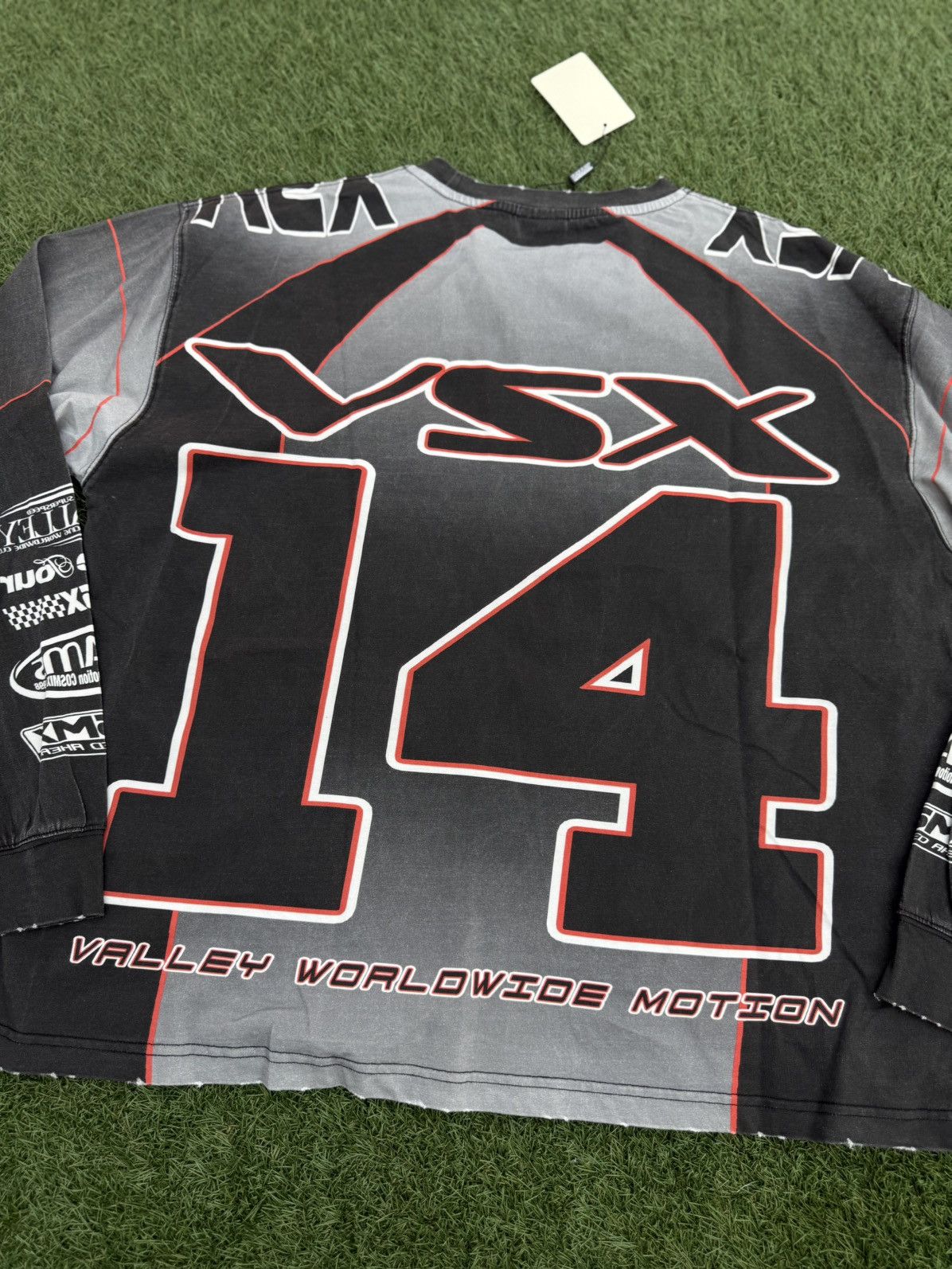 Vale Valley Dreams Racing Long Sleeve Tee Size (XL) NEW Size US XXL / EU 58 / 5 - 5 Thumbnail