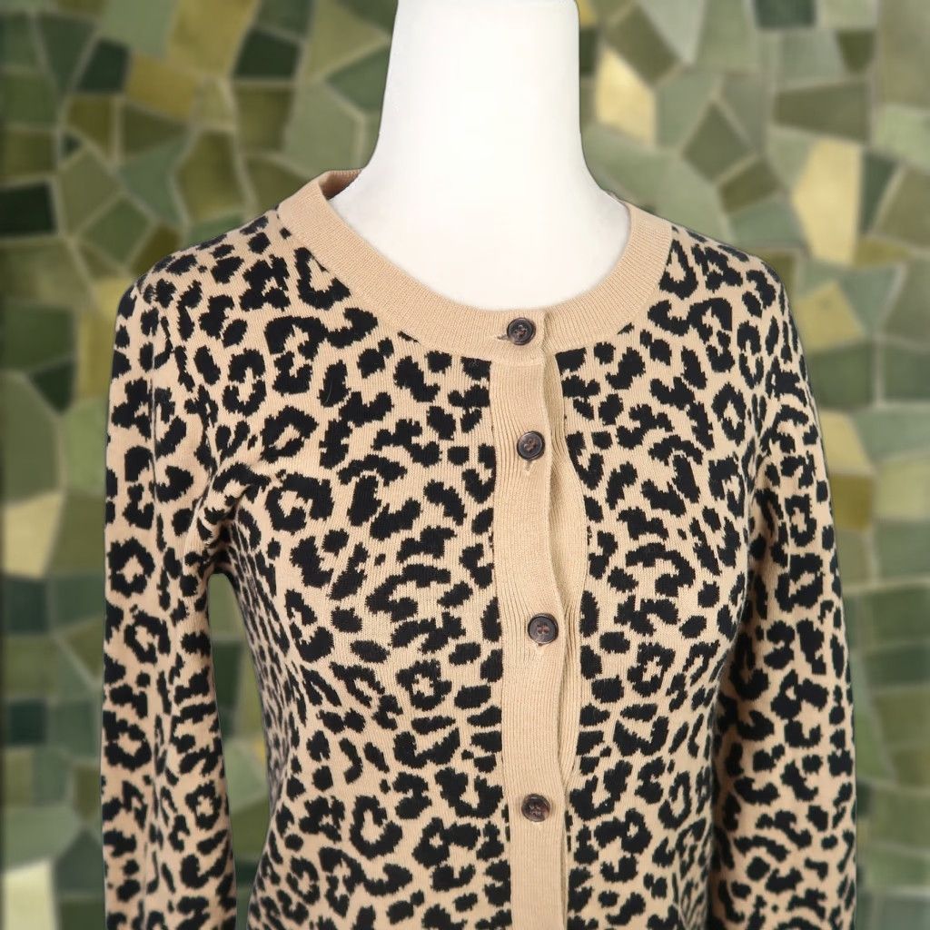 J.Crew J.Crew Cardigan Shirt Womens XXS Cotton Leopard Print Tan Black Long Sleeve Knit Sweater Size XXS / US 00 / IT 34 - 1 Thumbnail