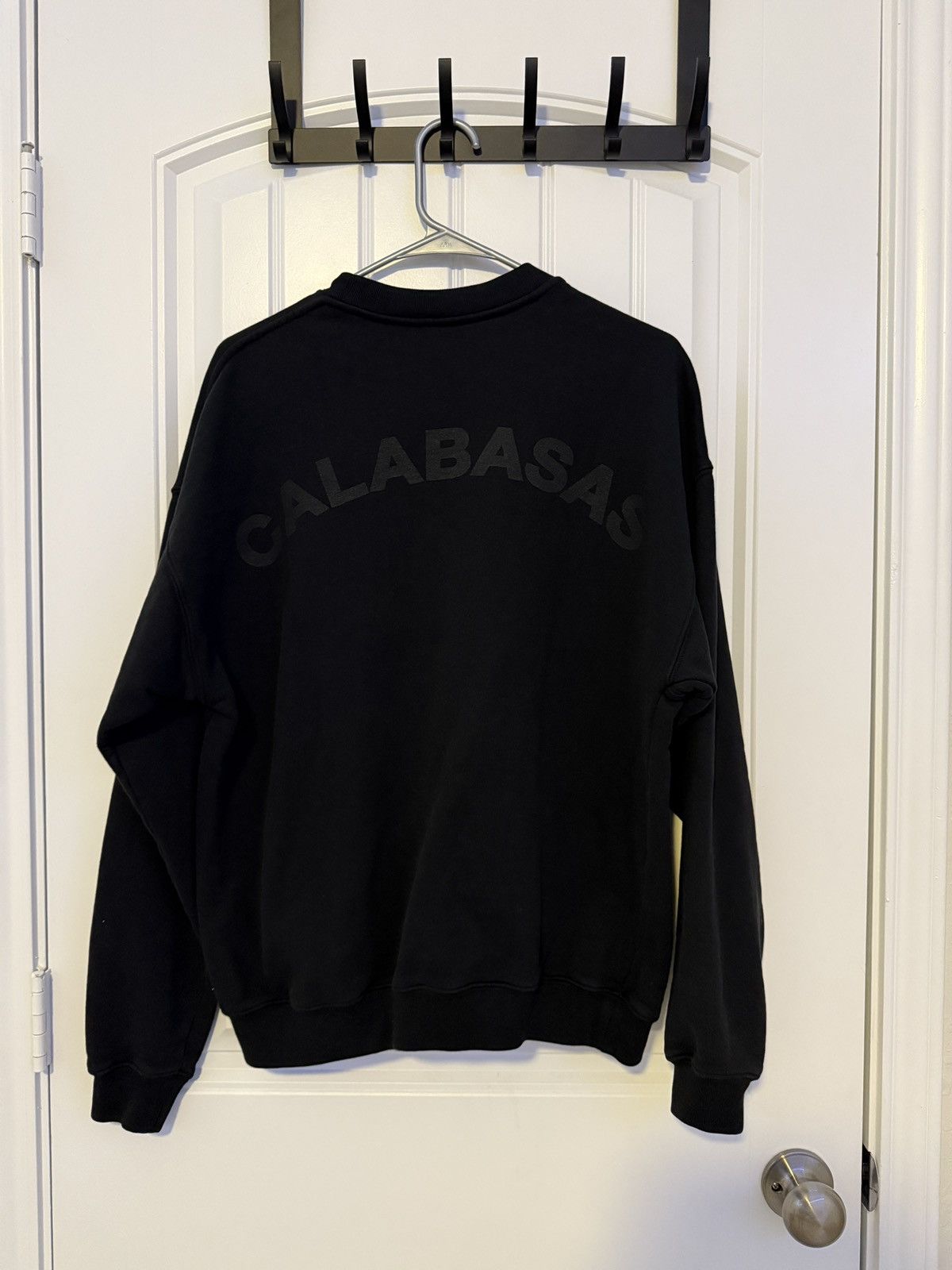 Yeezy Rare Yeezy Season 5 Black Calabasas Emblem Crewneck Sample Size US XS / EU 42 / 0 - 5 Thumbnail