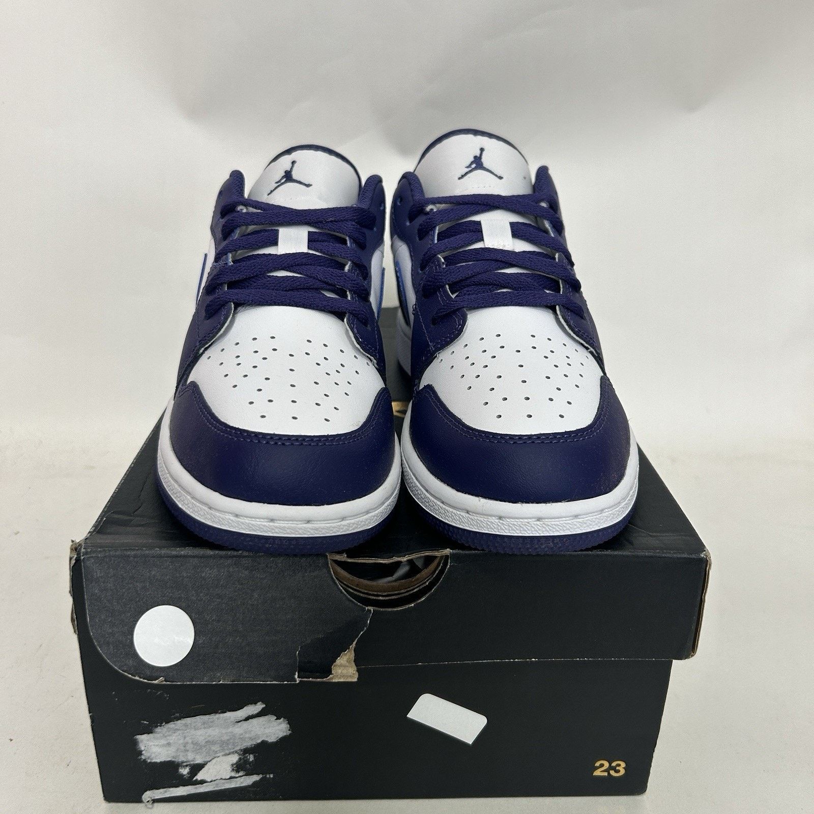 Jordan Brand Nike Air Jordan 1 Low Retro GS “Blueberry/Sky Purple” Size US 7.5 / IT 37.5 - 2 Thumbnail
