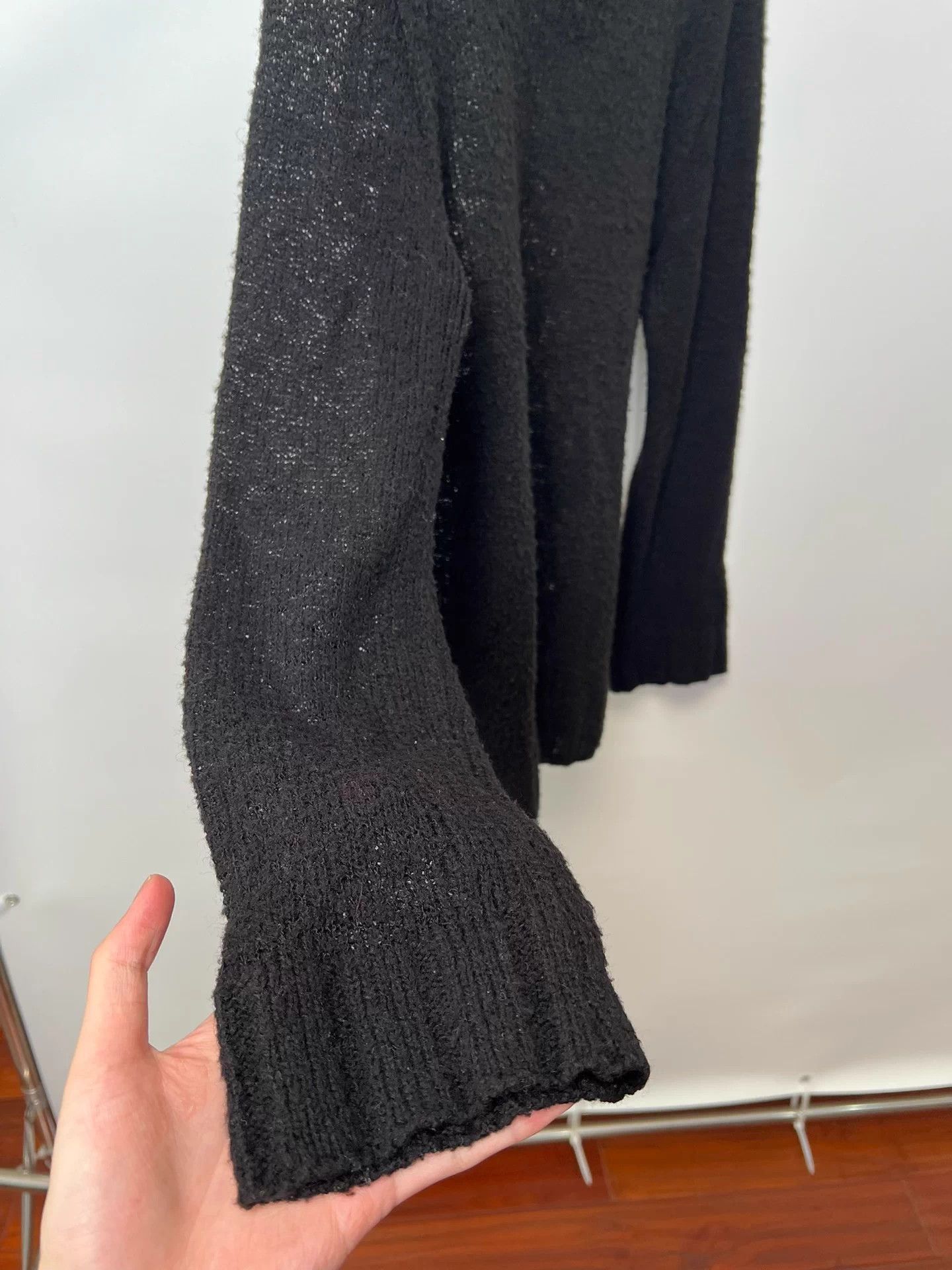 Dries Van Noten Dries Van Noten V-neck wool blend classic sweater Size L / US 10 / IT 46 - 4 Thumbnail