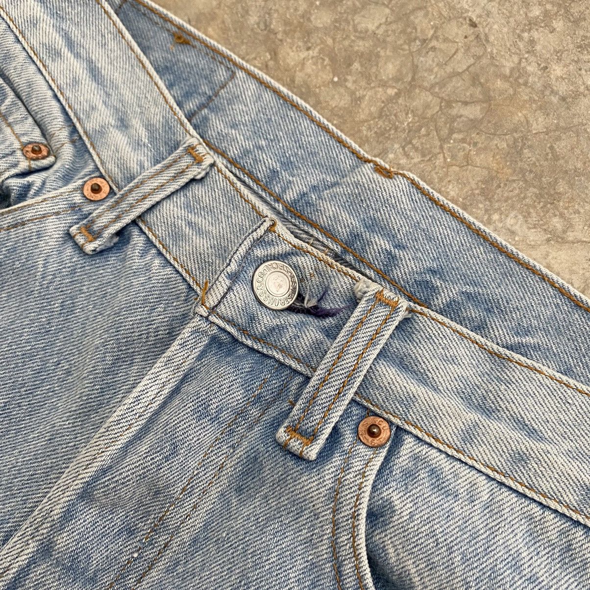 Levi's Size 27x29.5 Vintage 1990 Levis 501 Light Blue Denim Jeans Size US 27 - 10 Thumbnail