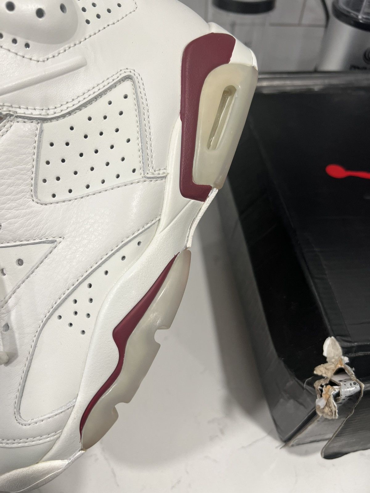 Jordan Brand Nike Jordan 6 maroon retro 2015 sz 8 Size US 8 / EU 41 - 13 Thumbnail