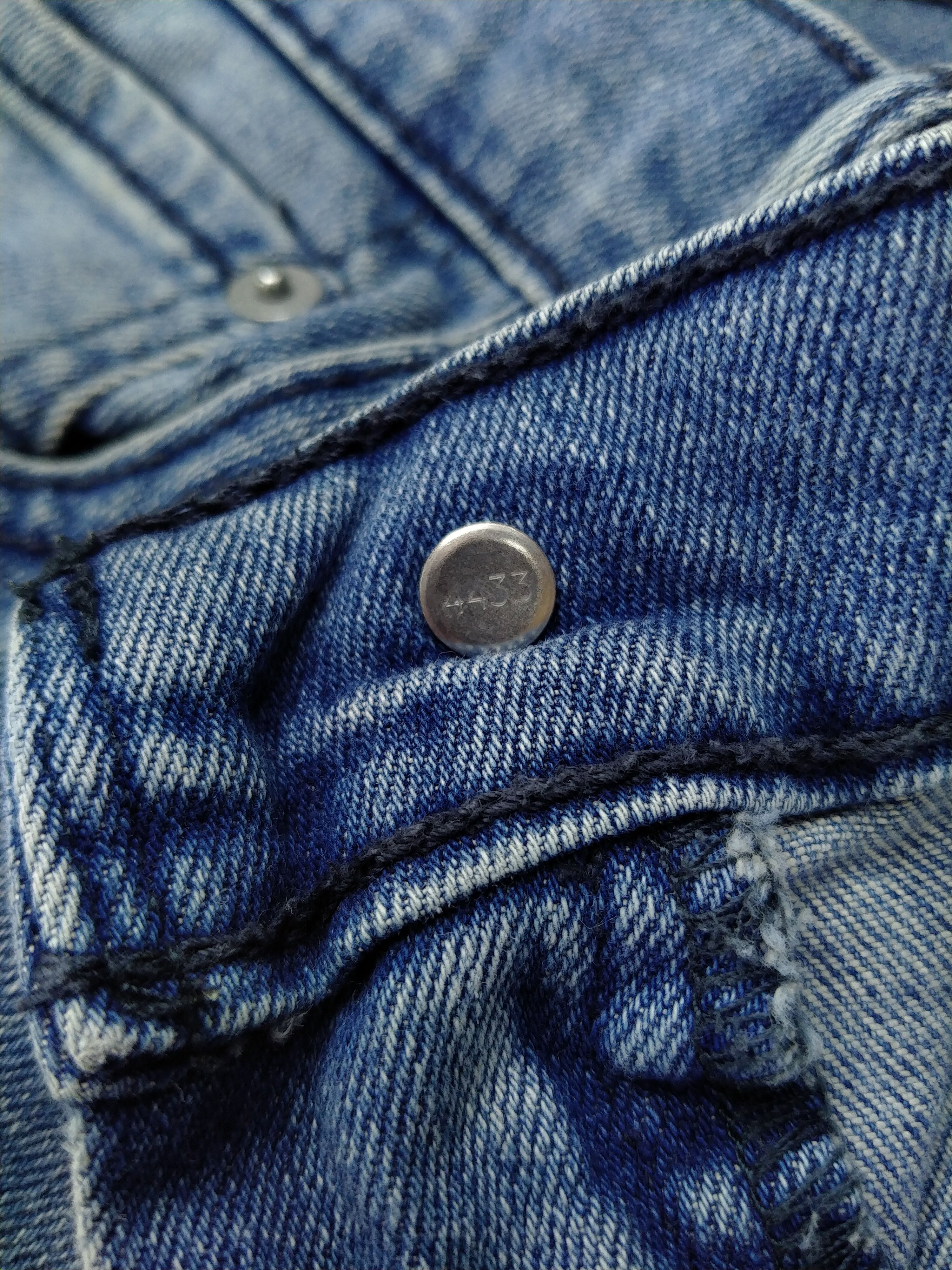 Levi's Blue Distressed Levi's 514 Denim 34 x 31 -JN562 Size US 34 / EU 50 - 7 Thumbnail